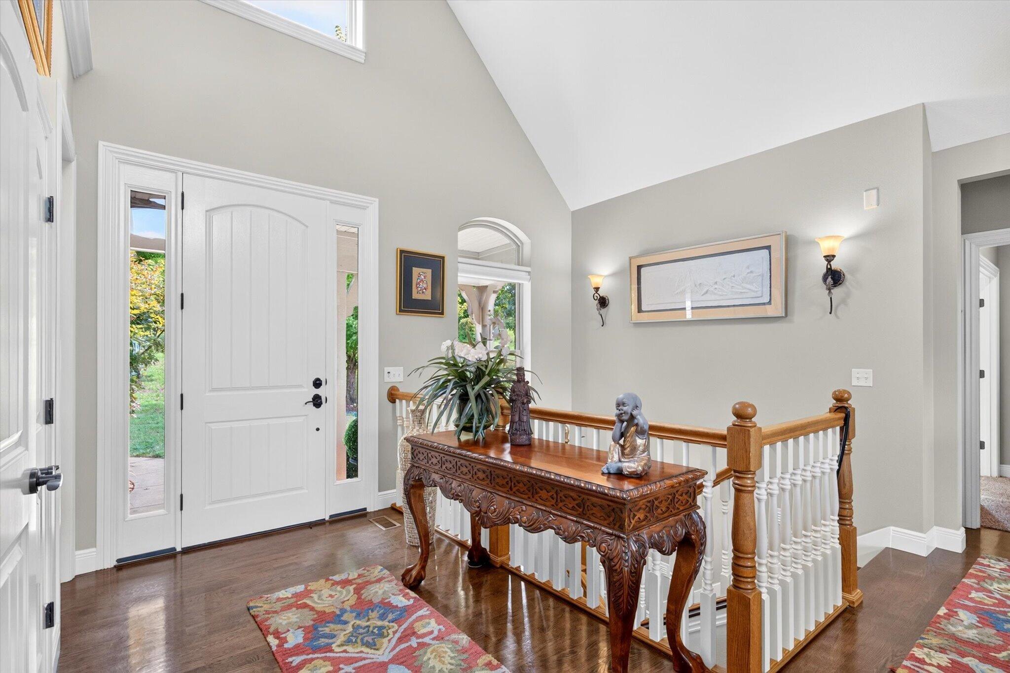 907 Mills Hollow Road Property Photo 10