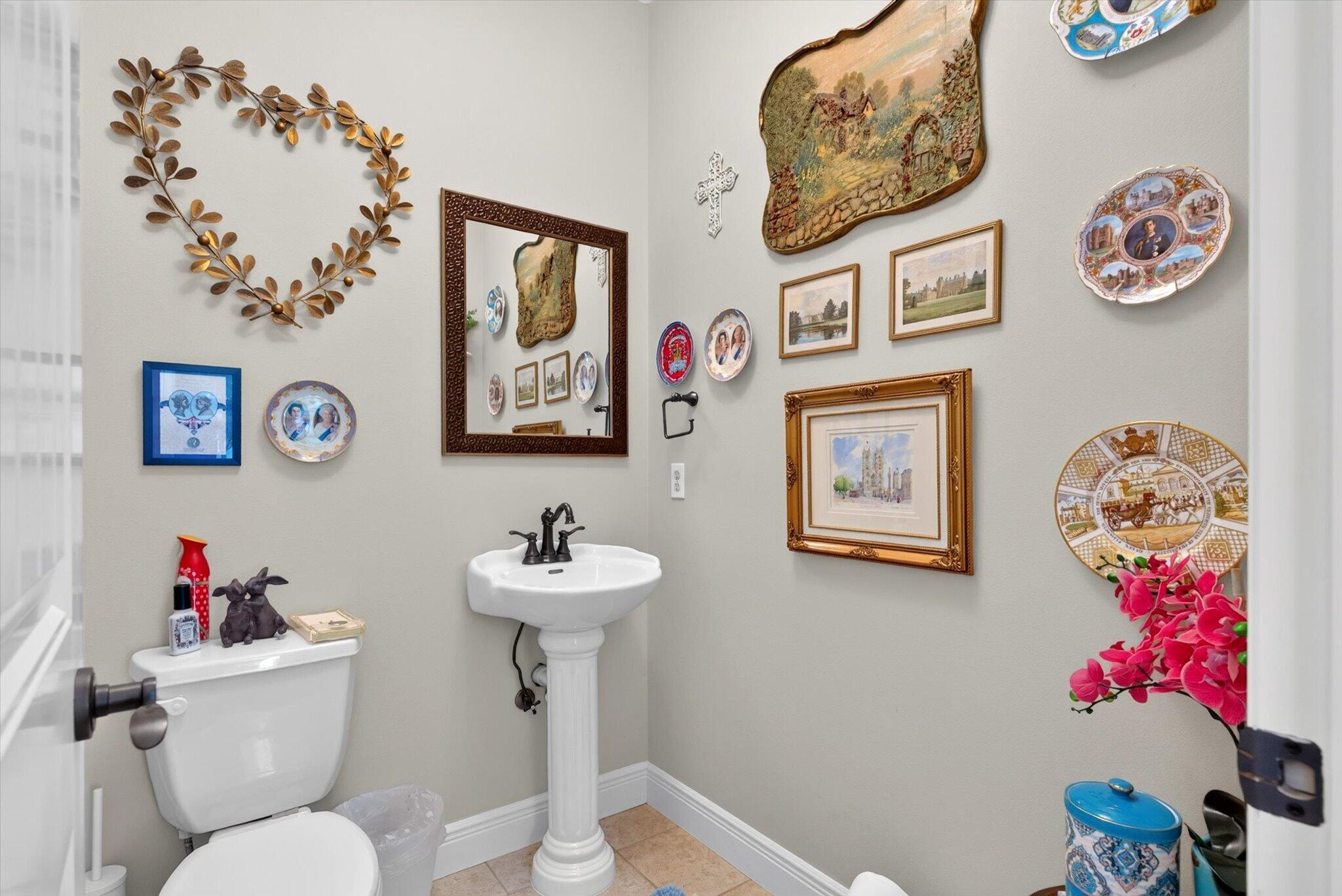 907 Mills Hollow Road Property Photo 26