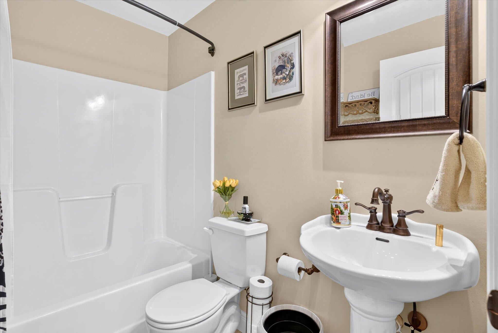 907 Mills Hollow Road Property Photo 46