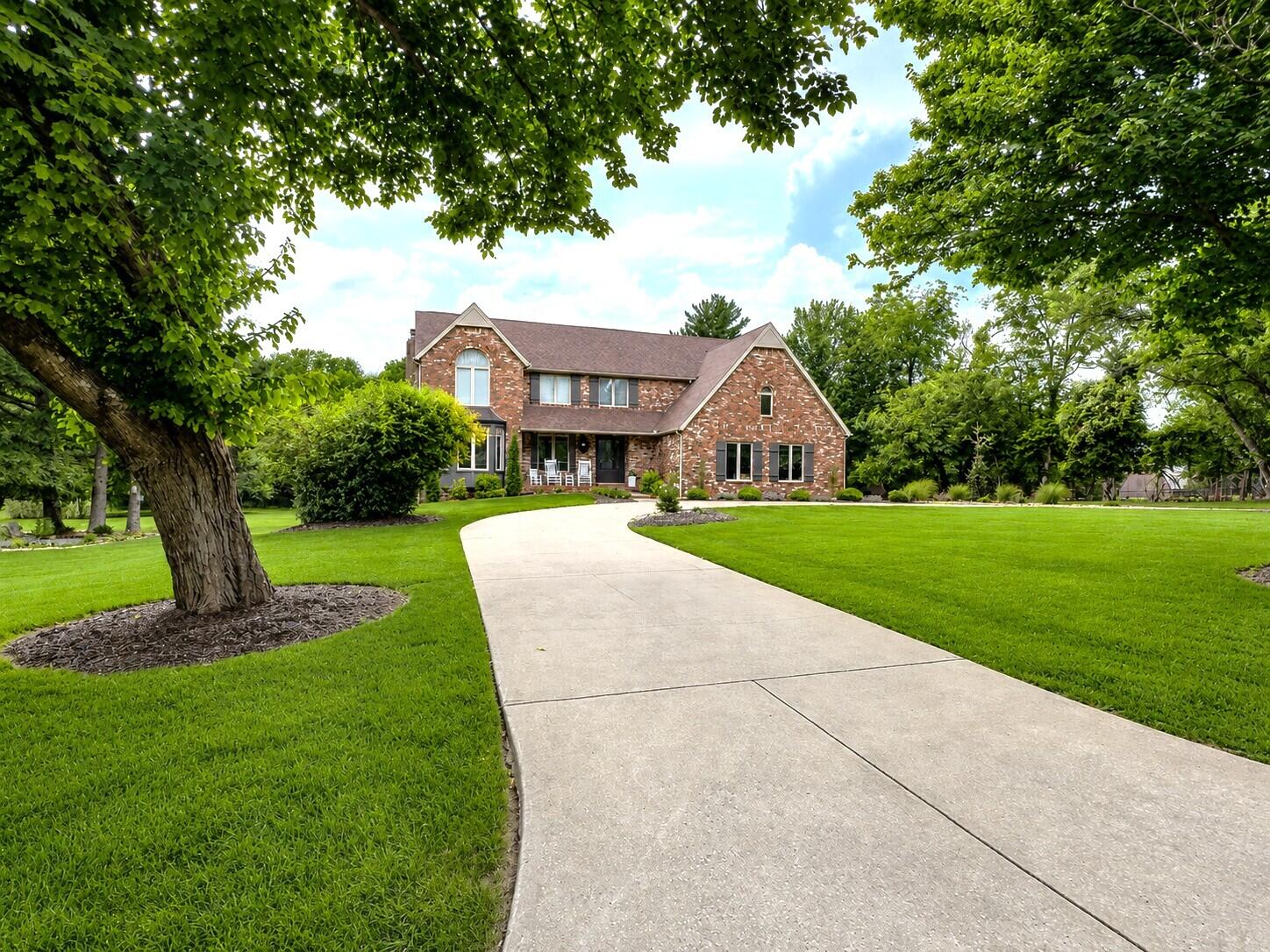 4404 Bradley Drive Property Photo 3