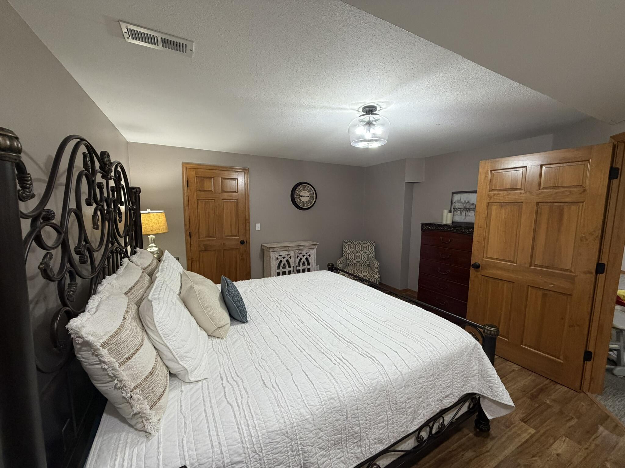 4404 Bradley Drive Property Photo 49