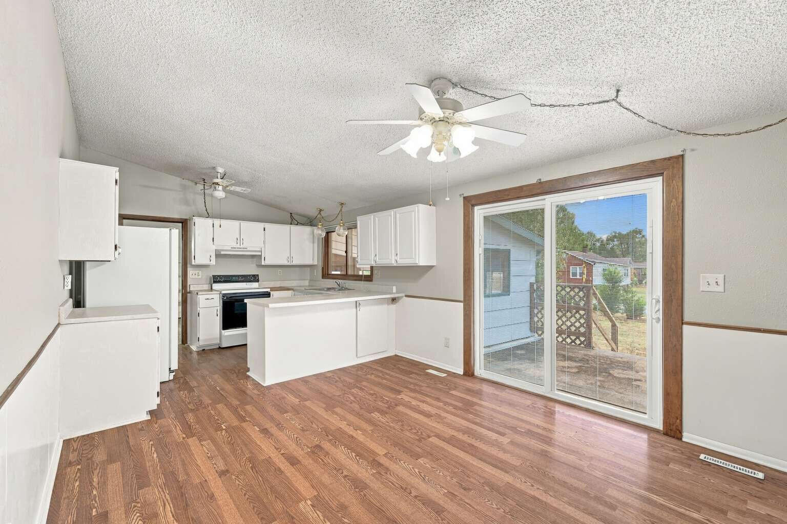 632 Manning Drive Property Photo 8