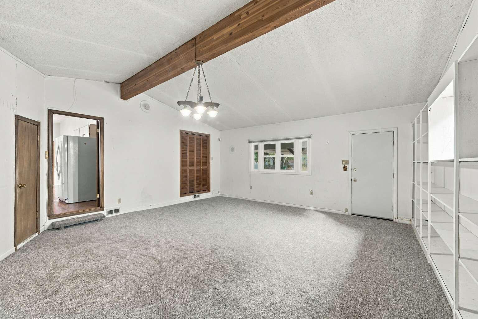 632 Manning Drive Property Photo 10