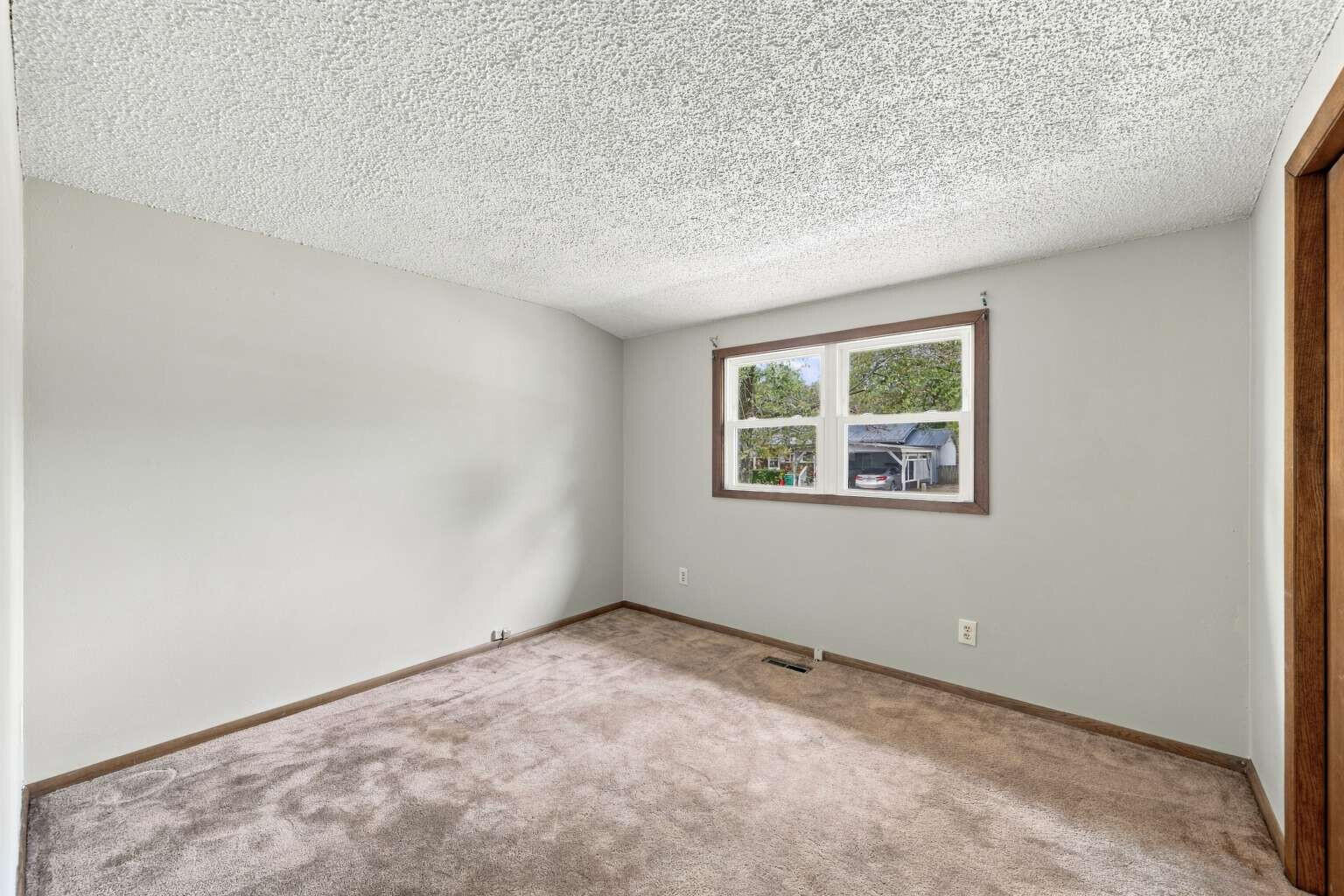 632 Manning Drive Property Photo 16
