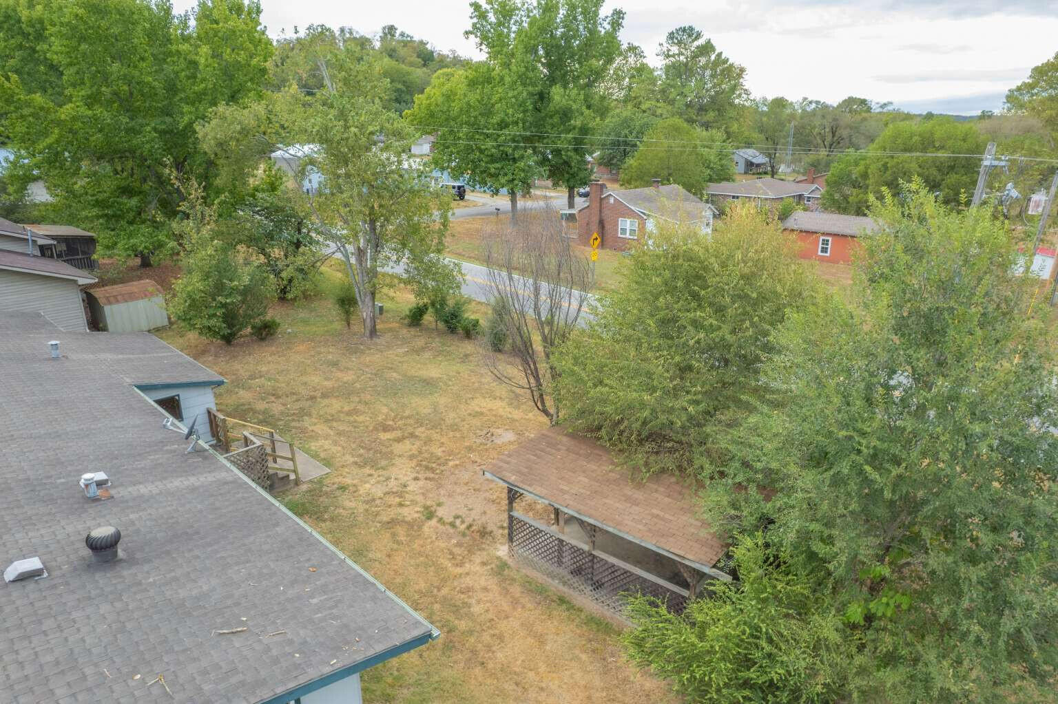 632 Manning Drive Property Photo 33
