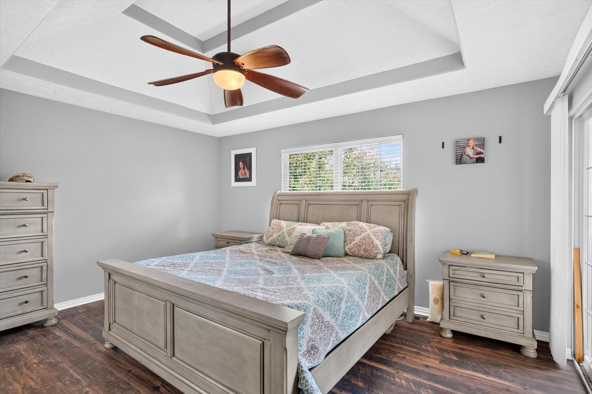 608 South Cully Avenue Property Photo 16