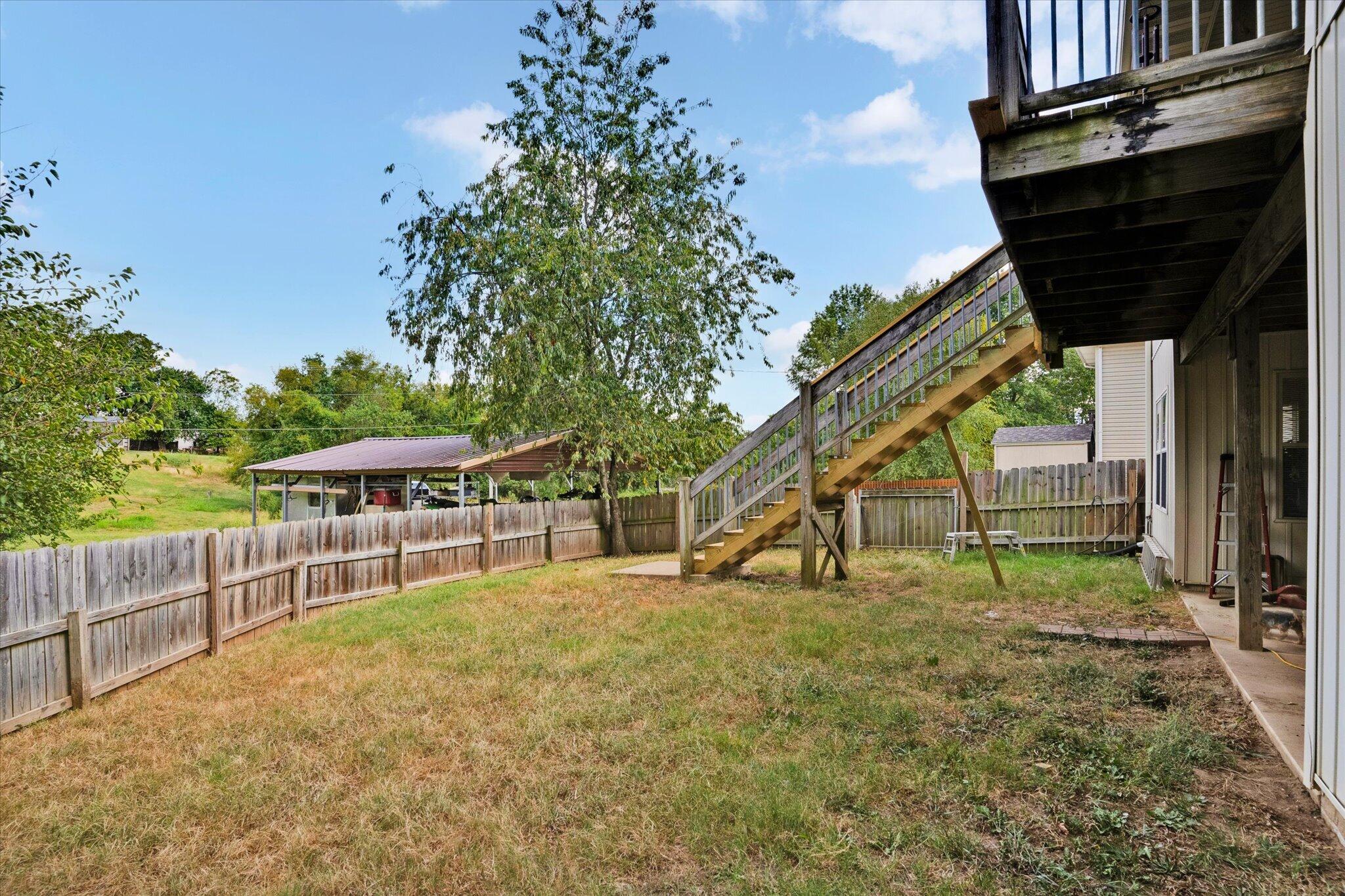 608 South Cully Avenue Property Photo 38