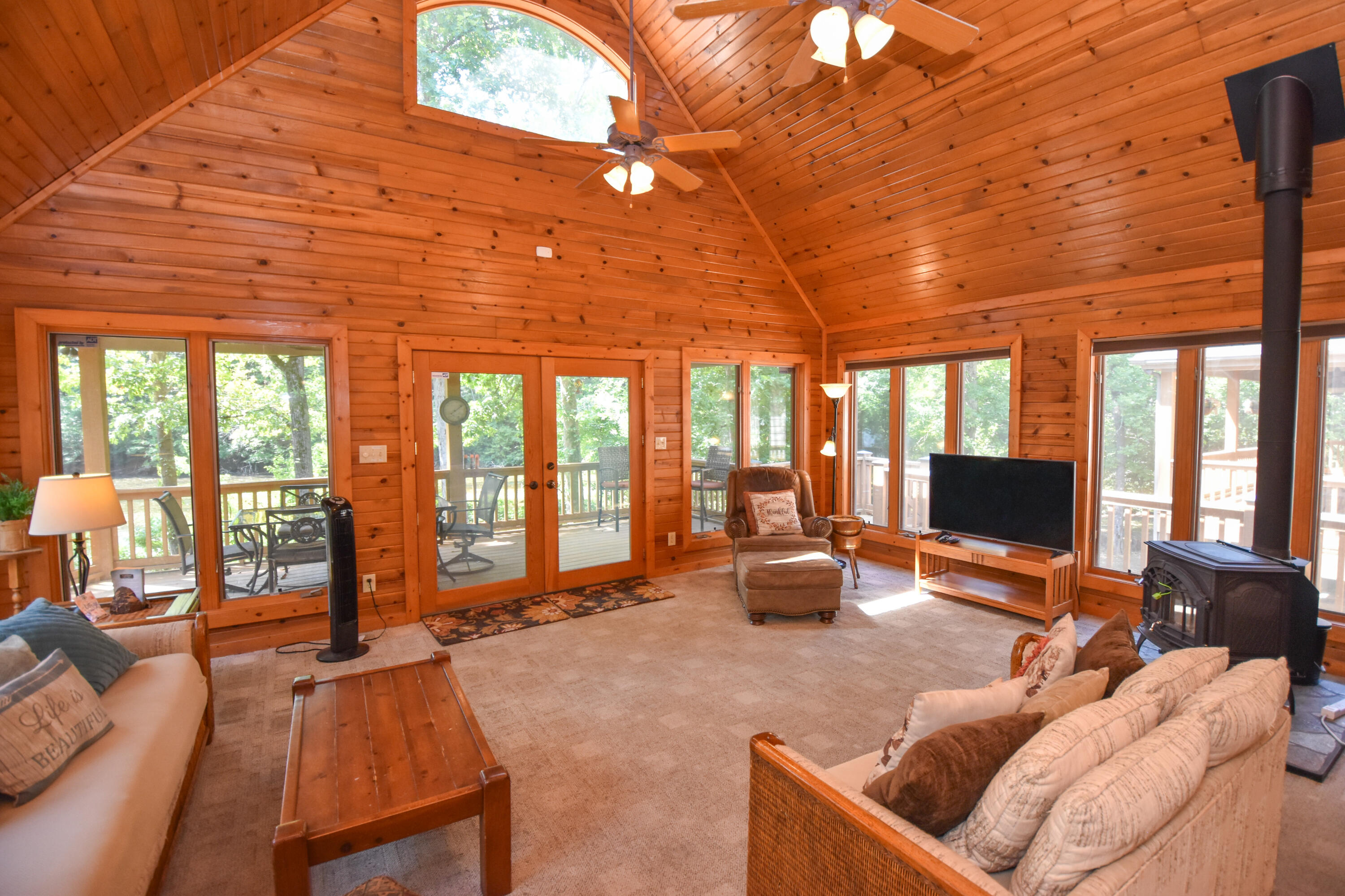 1961 State Highway 176 Property Photo 6
