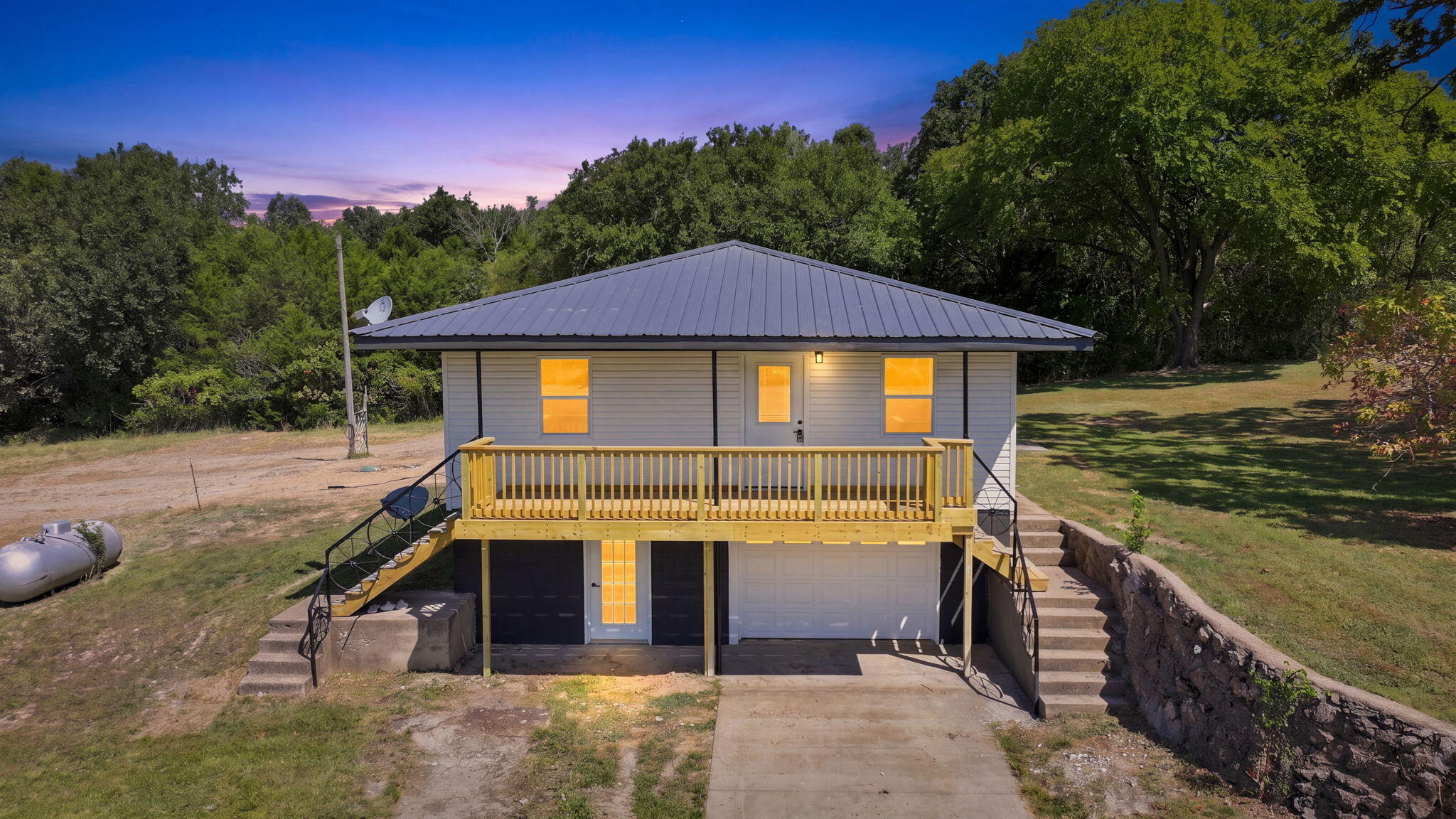 23 Show Me Lane Property Photo 3