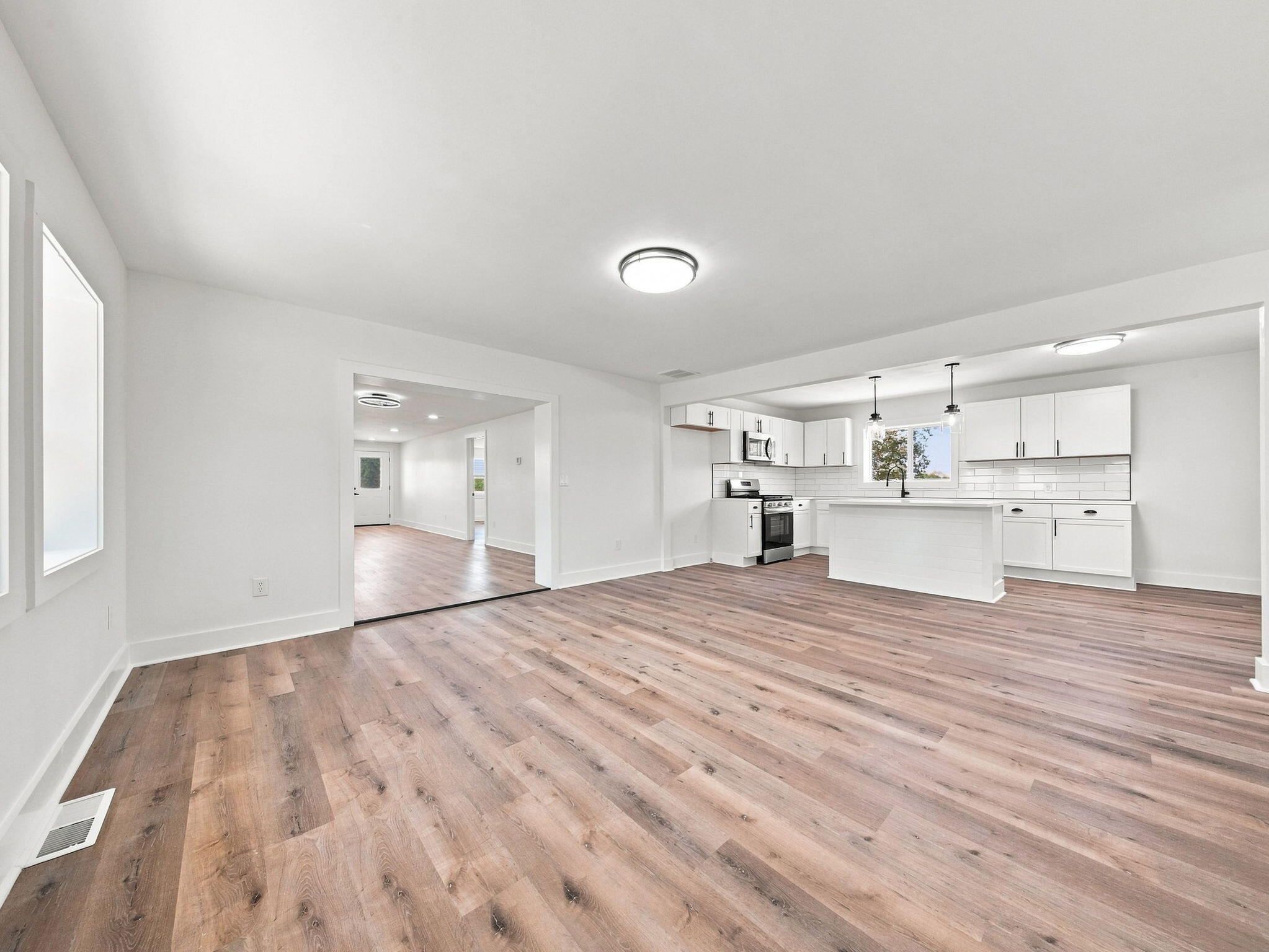 23 Show Me Lane Property Photo 11