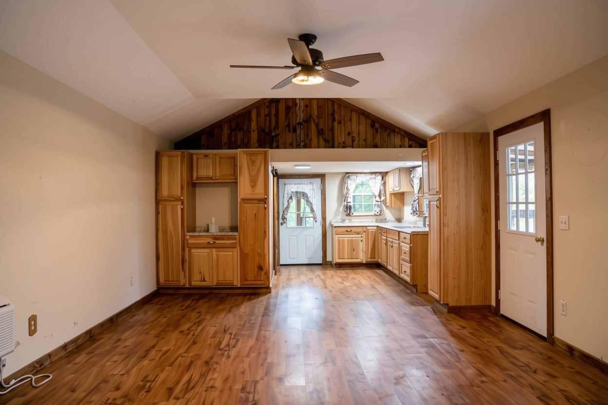 18578 Farm Road 2258 Property Photo 41