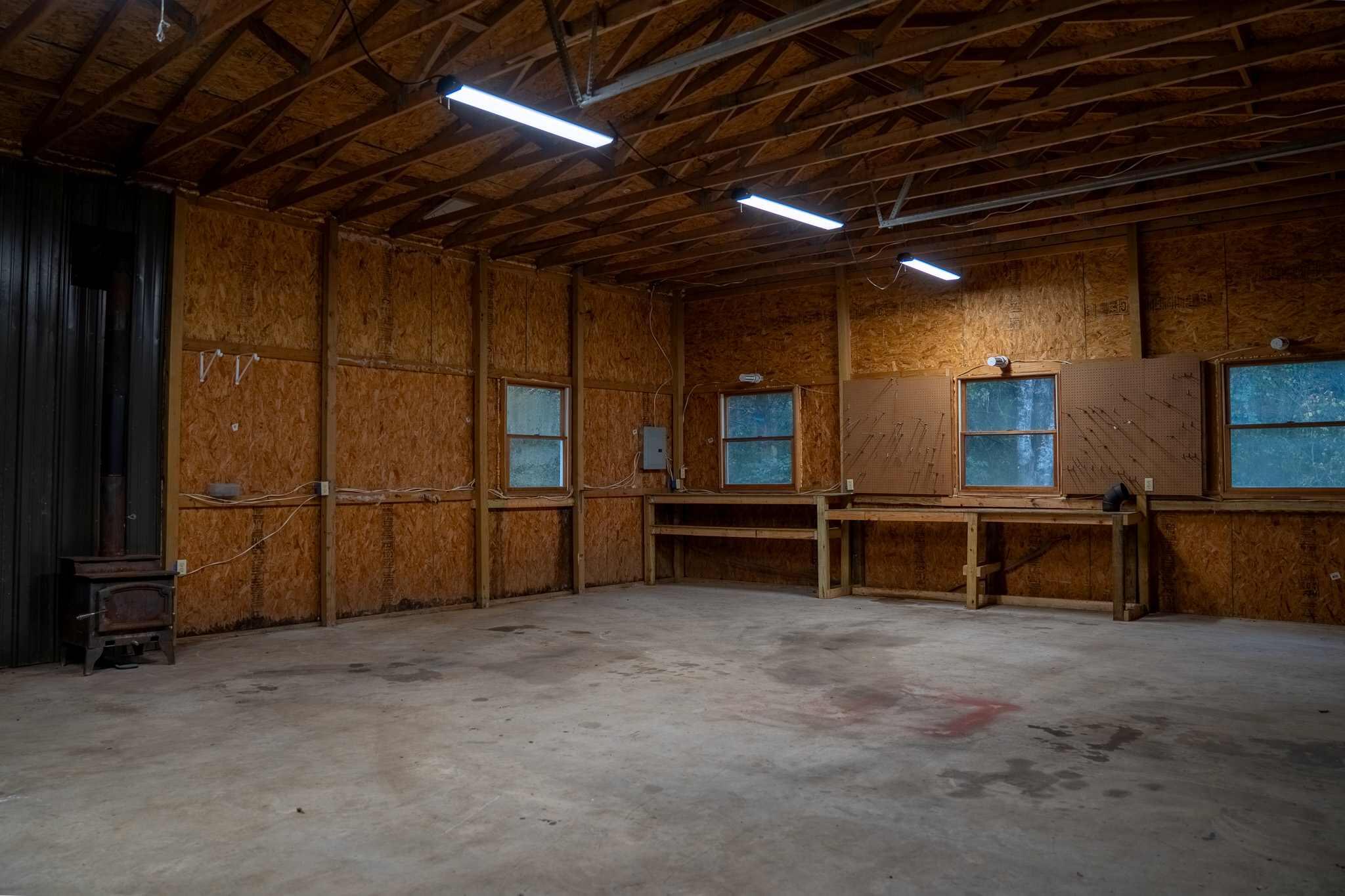 18578 Farm Road 2258 Property Photo 47