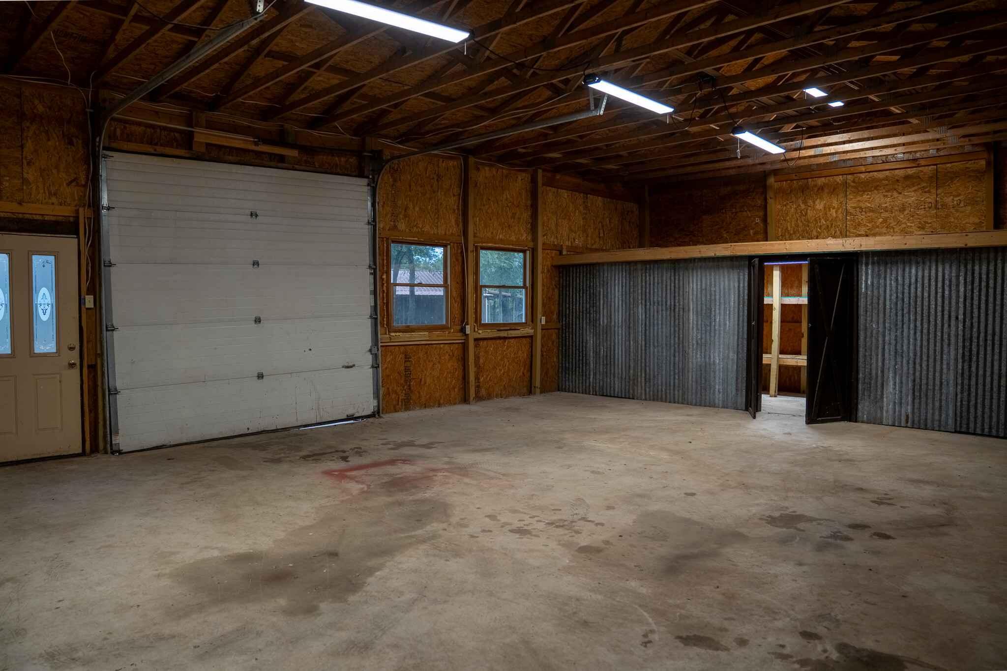 18578 Farm Road 2258 Property Photo 48