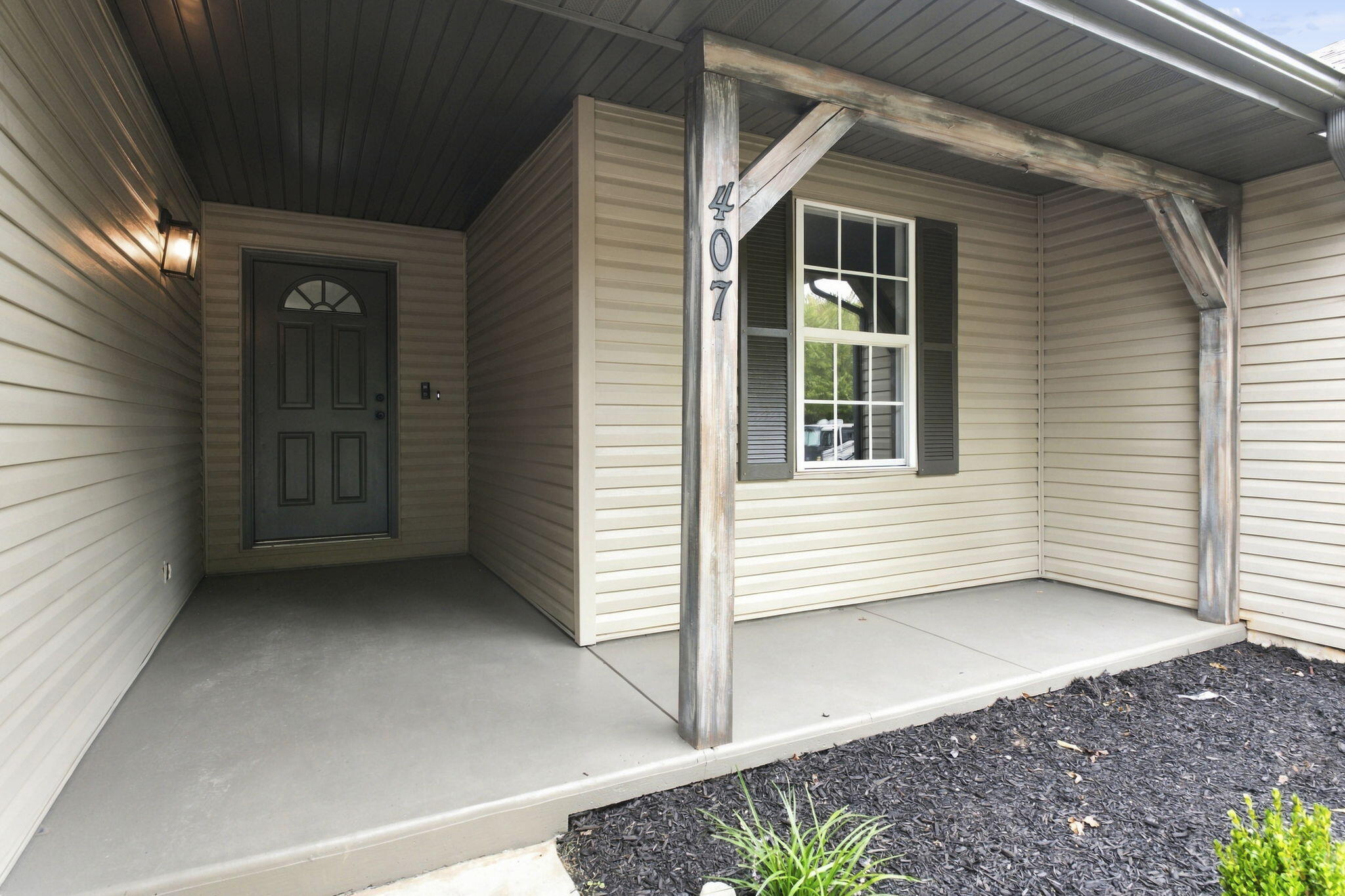 407 Wampler Drive Property Photo 3
