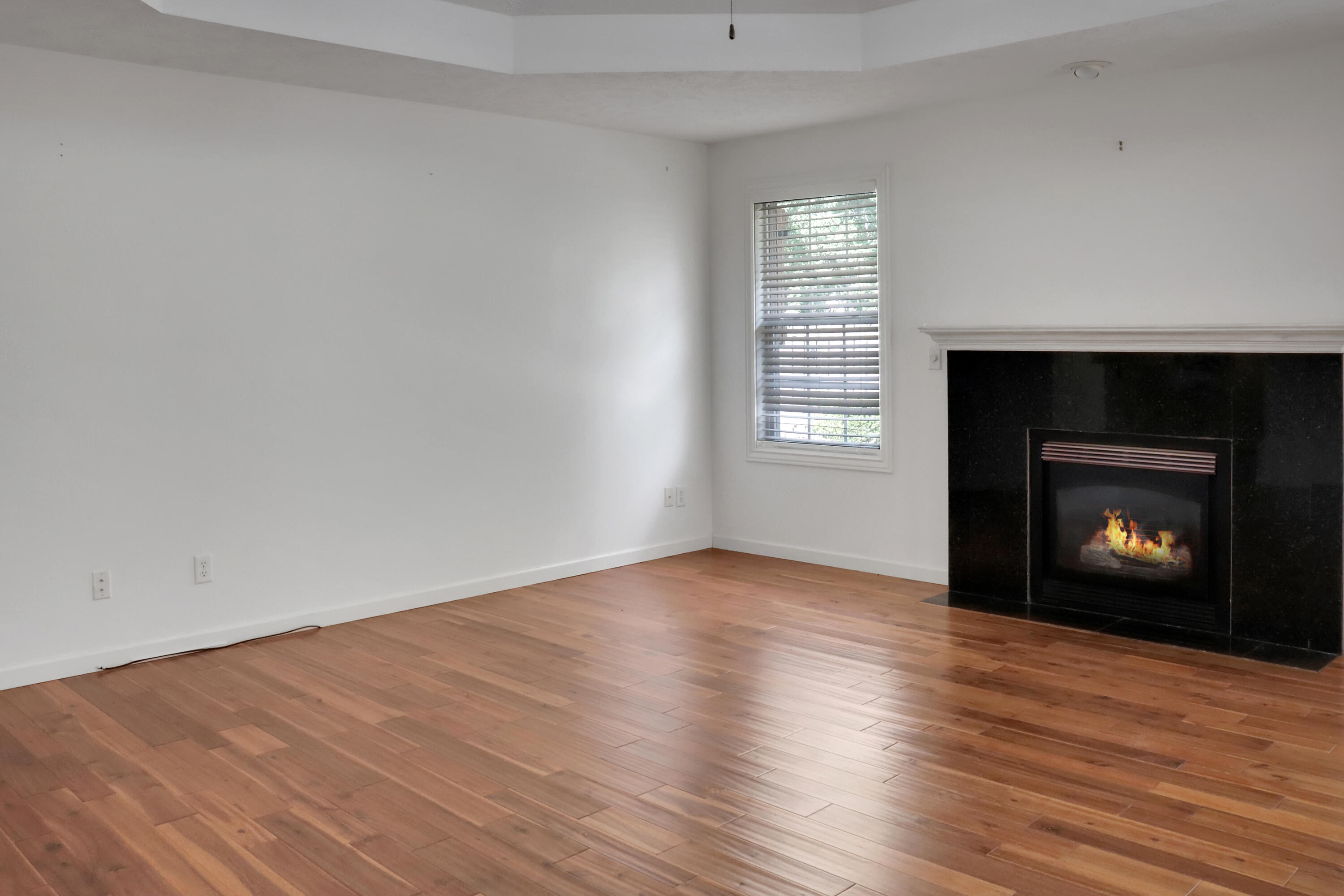 4833 North Kensington Drive Property Photo 4