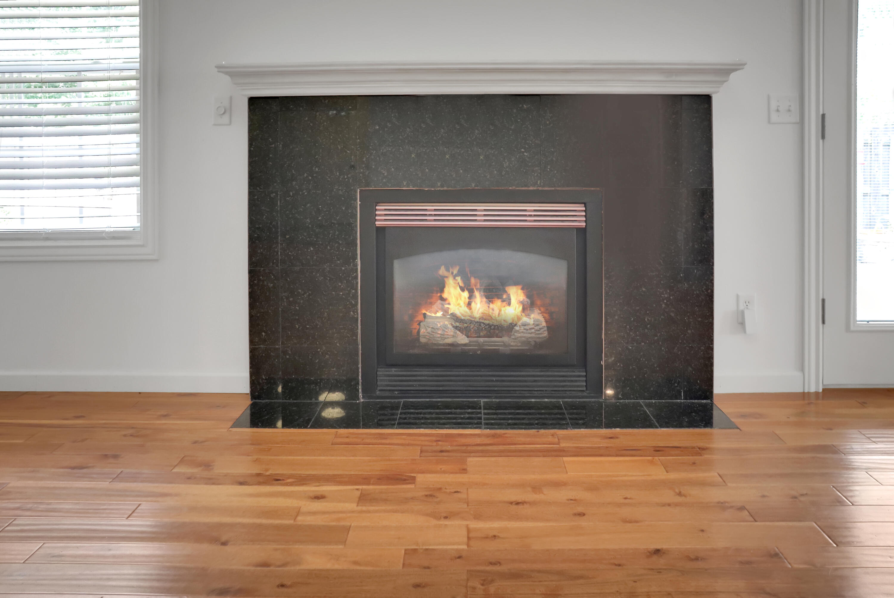 4833 North Kensington Drive Property Photo 6