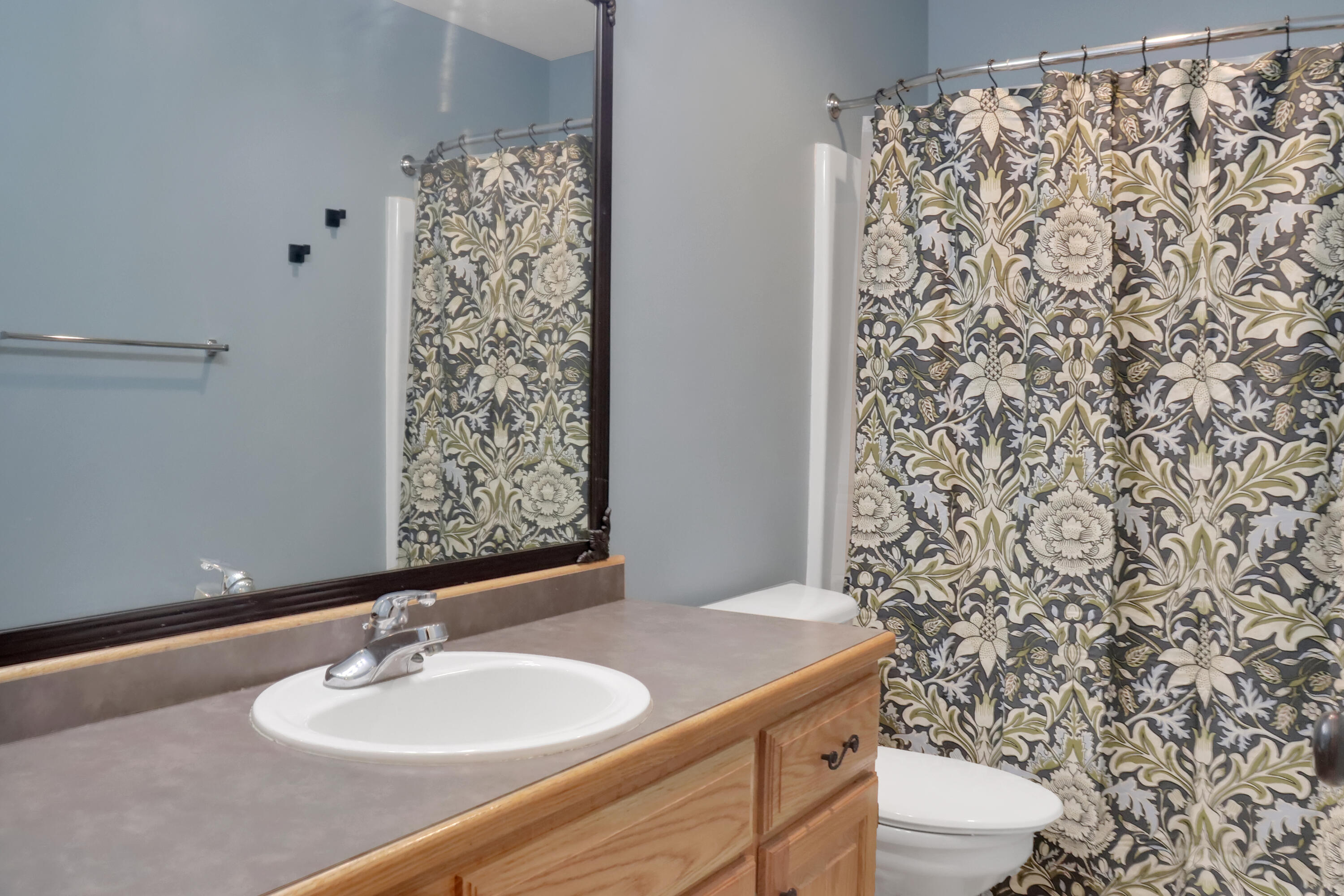 4833 North Kensington Drive Property Photo 23