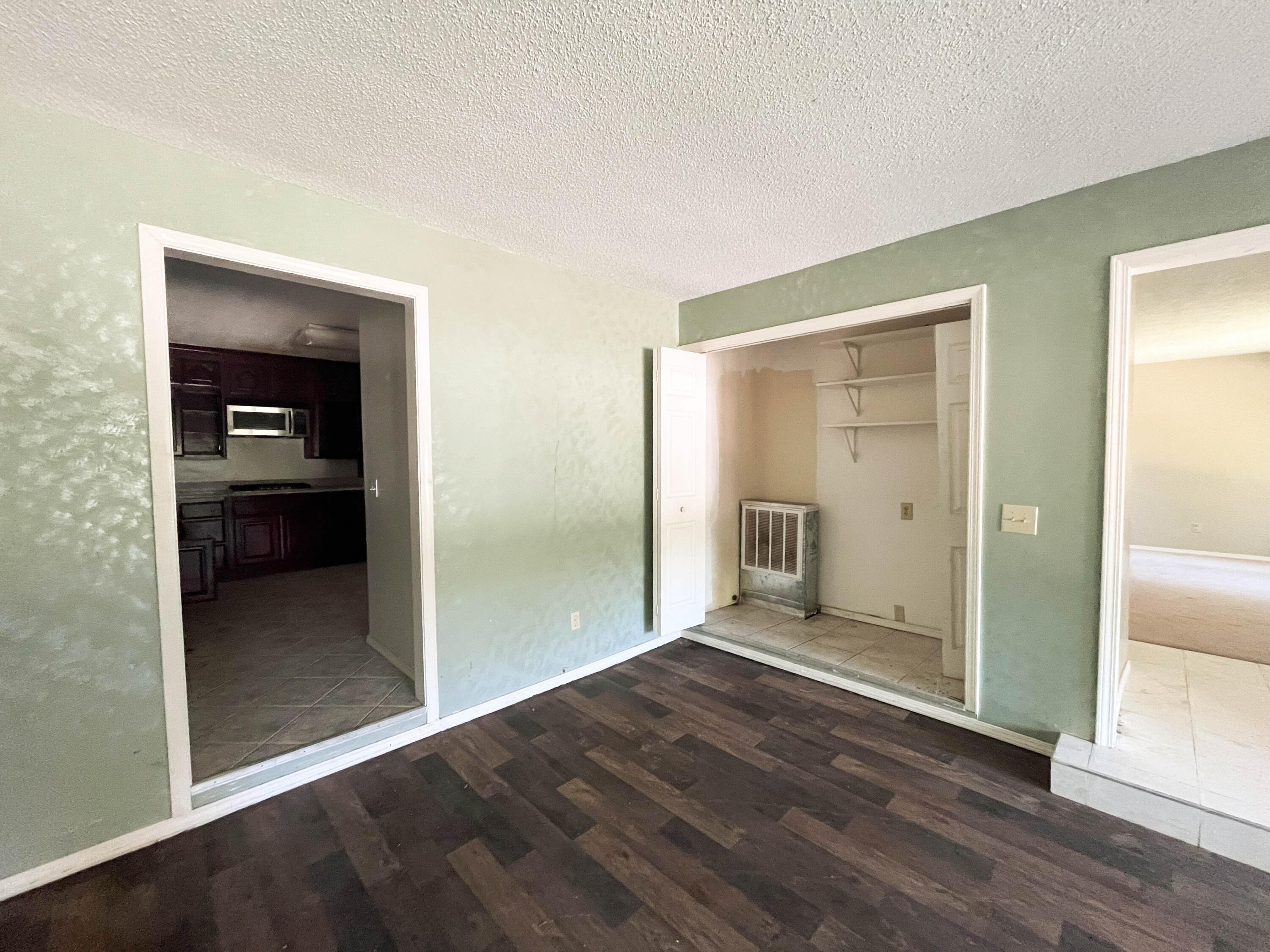 410 County Road 393 Property Photo 11