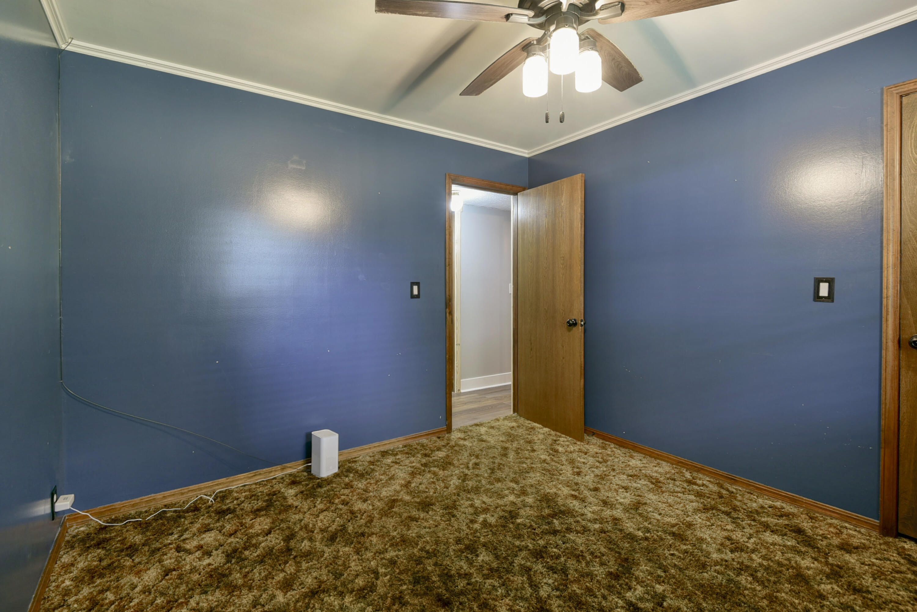 412 South Old Wire Road Property Photo 16