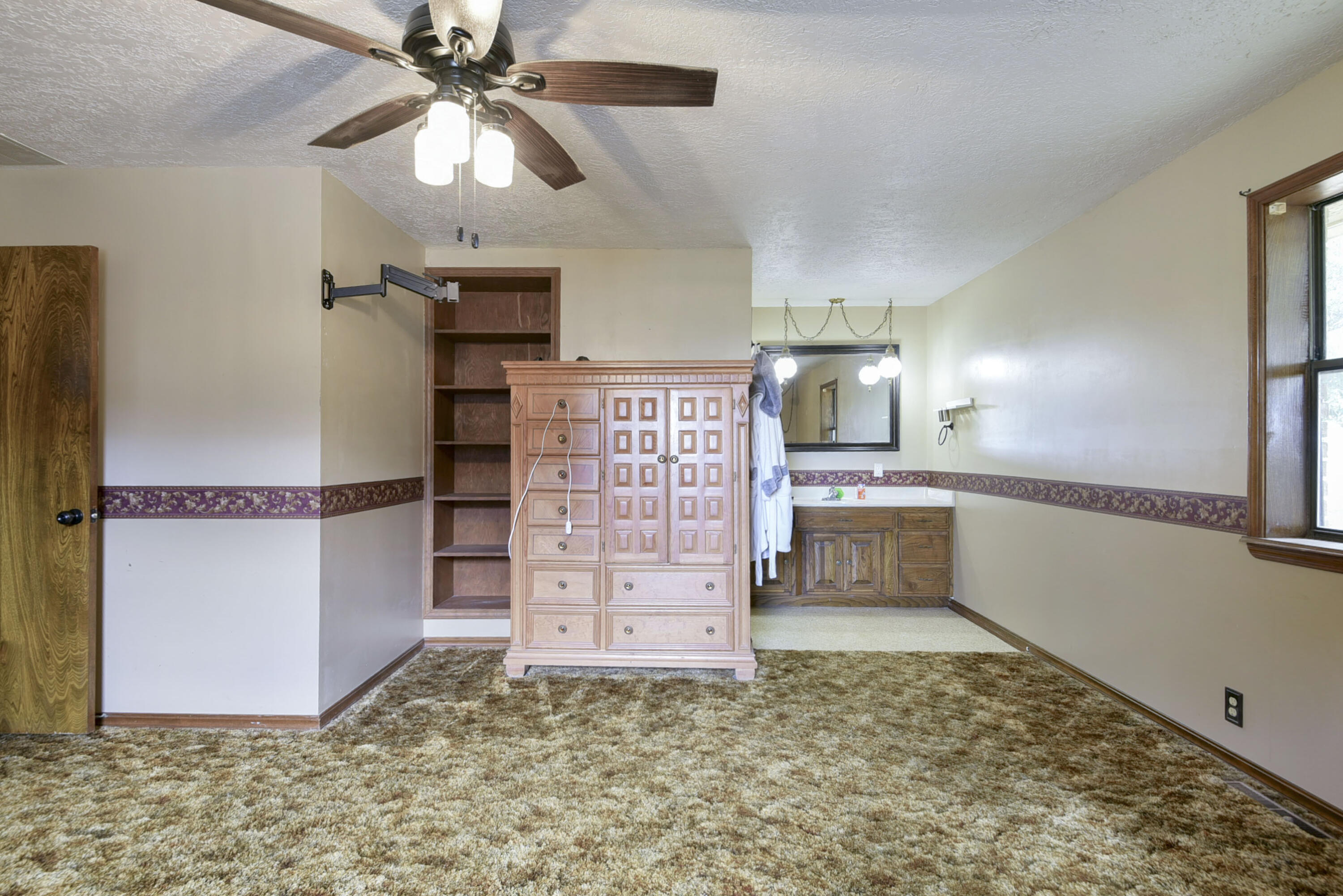 412 South Old Wire Road Property Photo 20