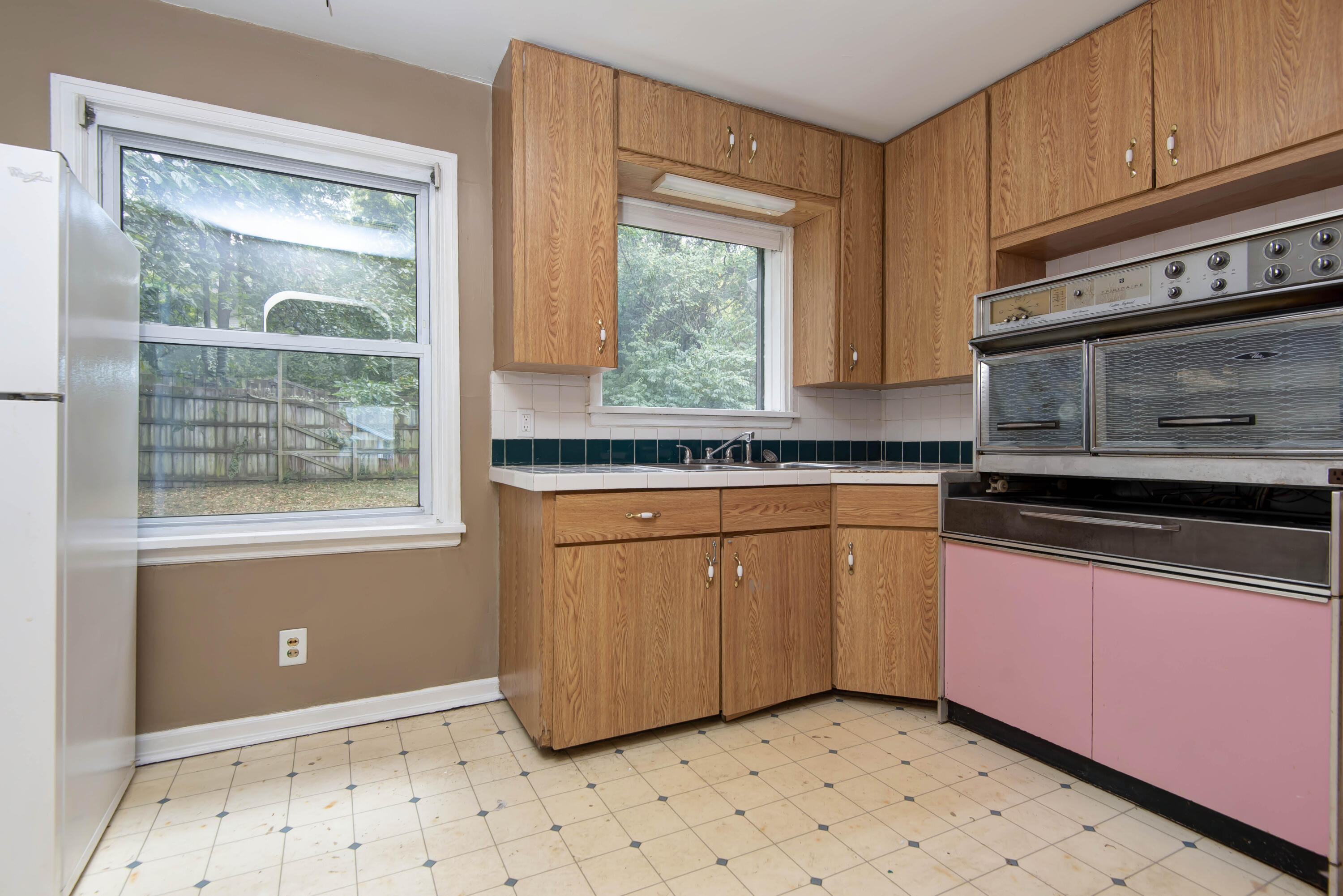 1610 East Cairo Street Property Photo 8