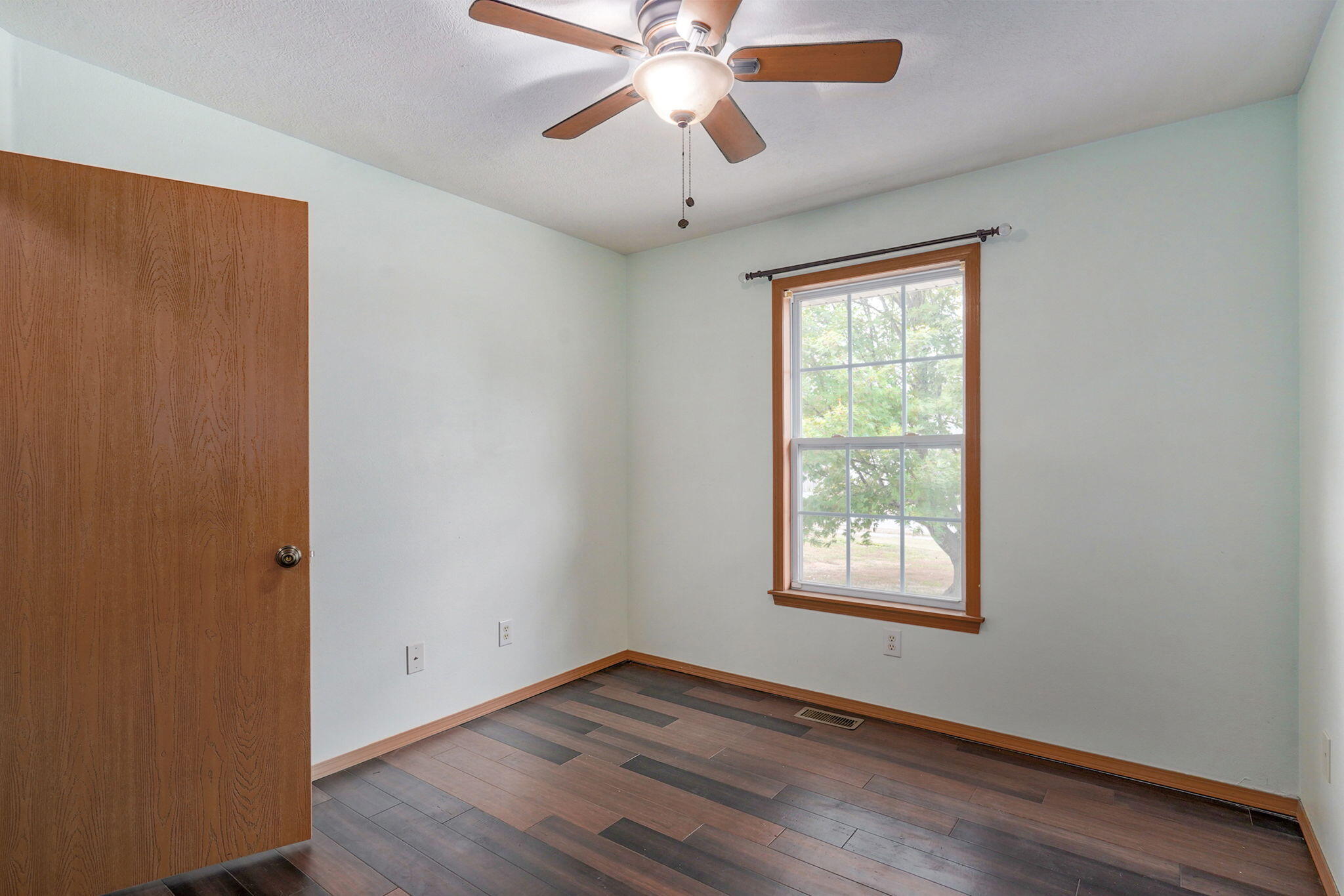 1560 South Timbercreek Avenue Property Photo 21