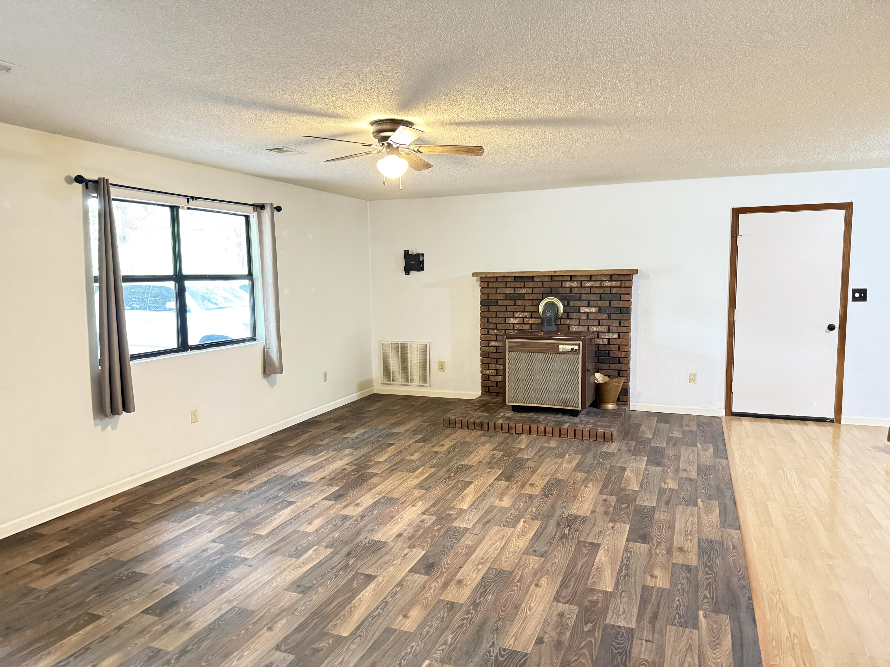 6493 County Road 8640 Property Photo 6