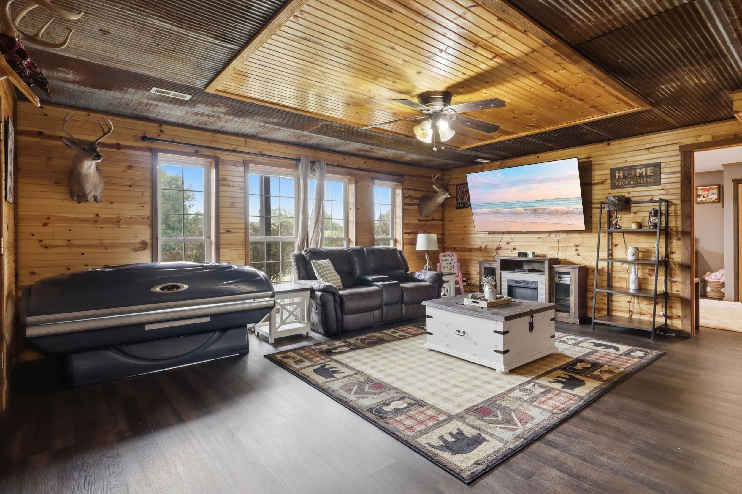 16464 100 Property Photo 26