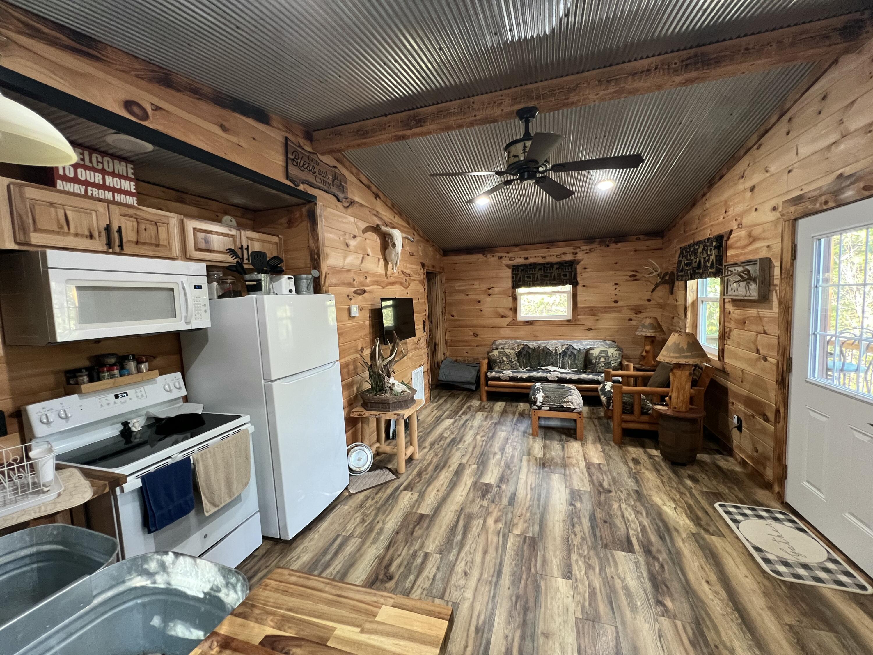 22652 River View Drive Property Photo 7