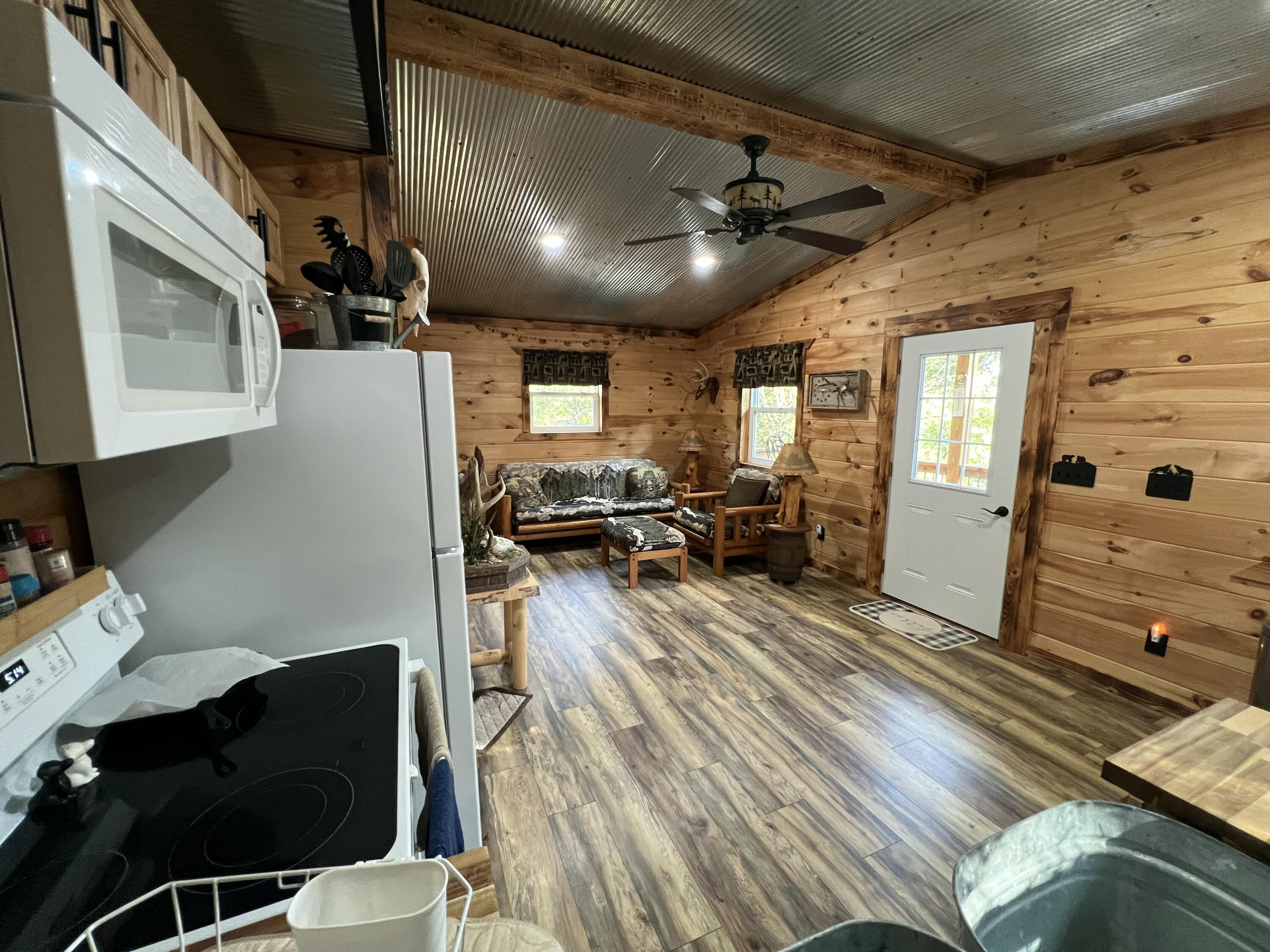 22652 River View Drive Property Photo 8
