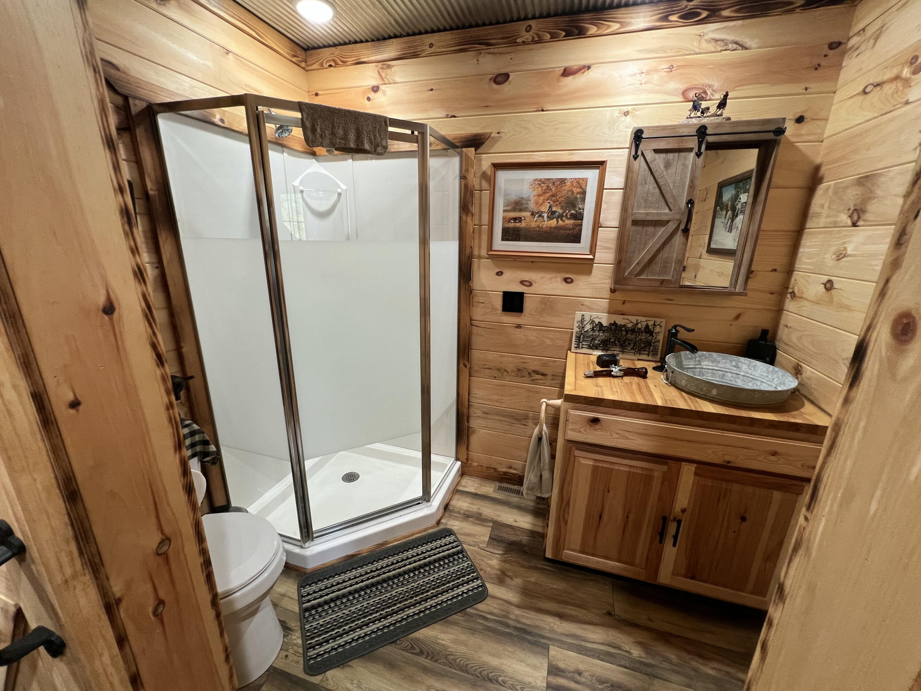 22652 River View Drive Property Photo 11