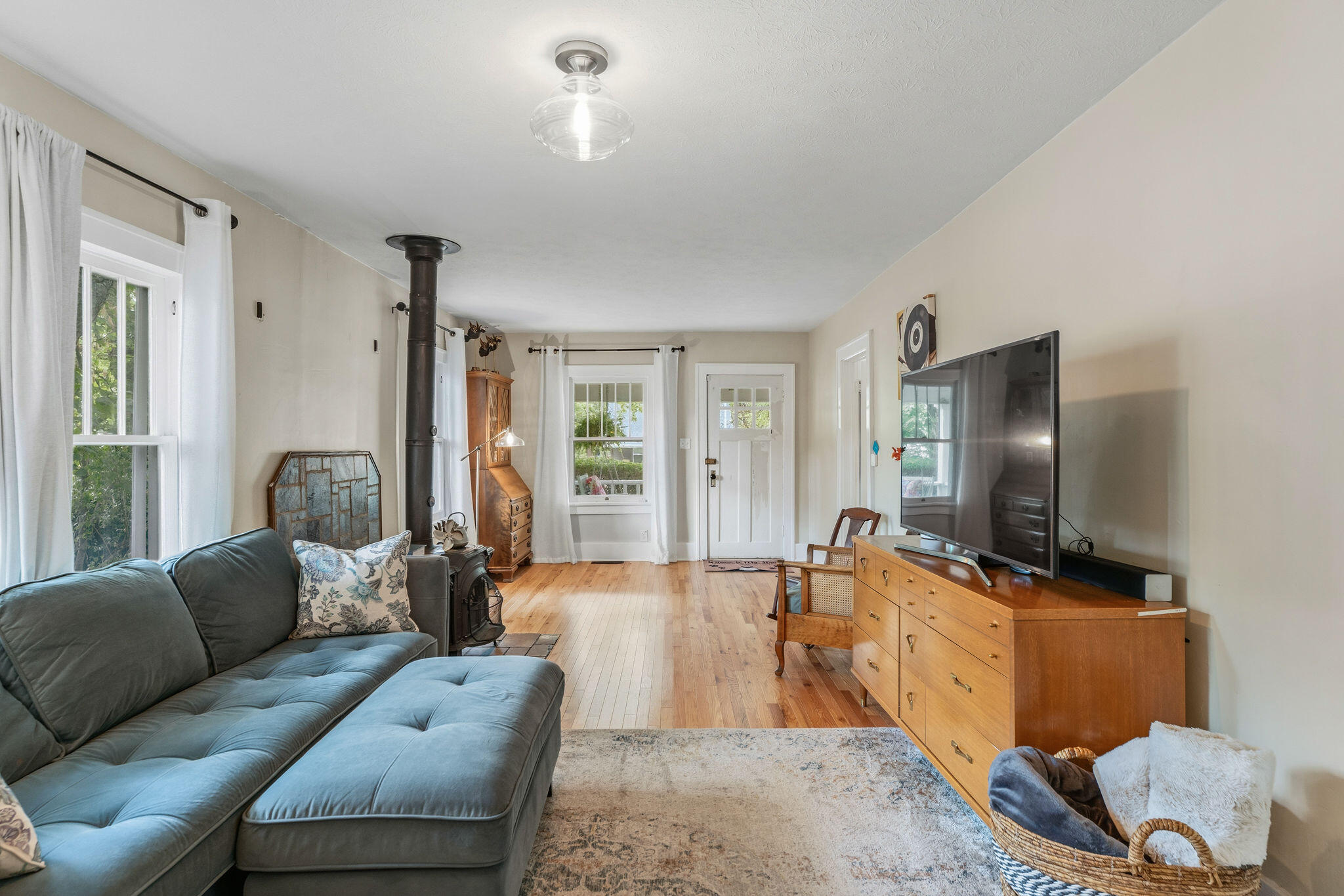 1410 East Stanford Street Property Photo 6