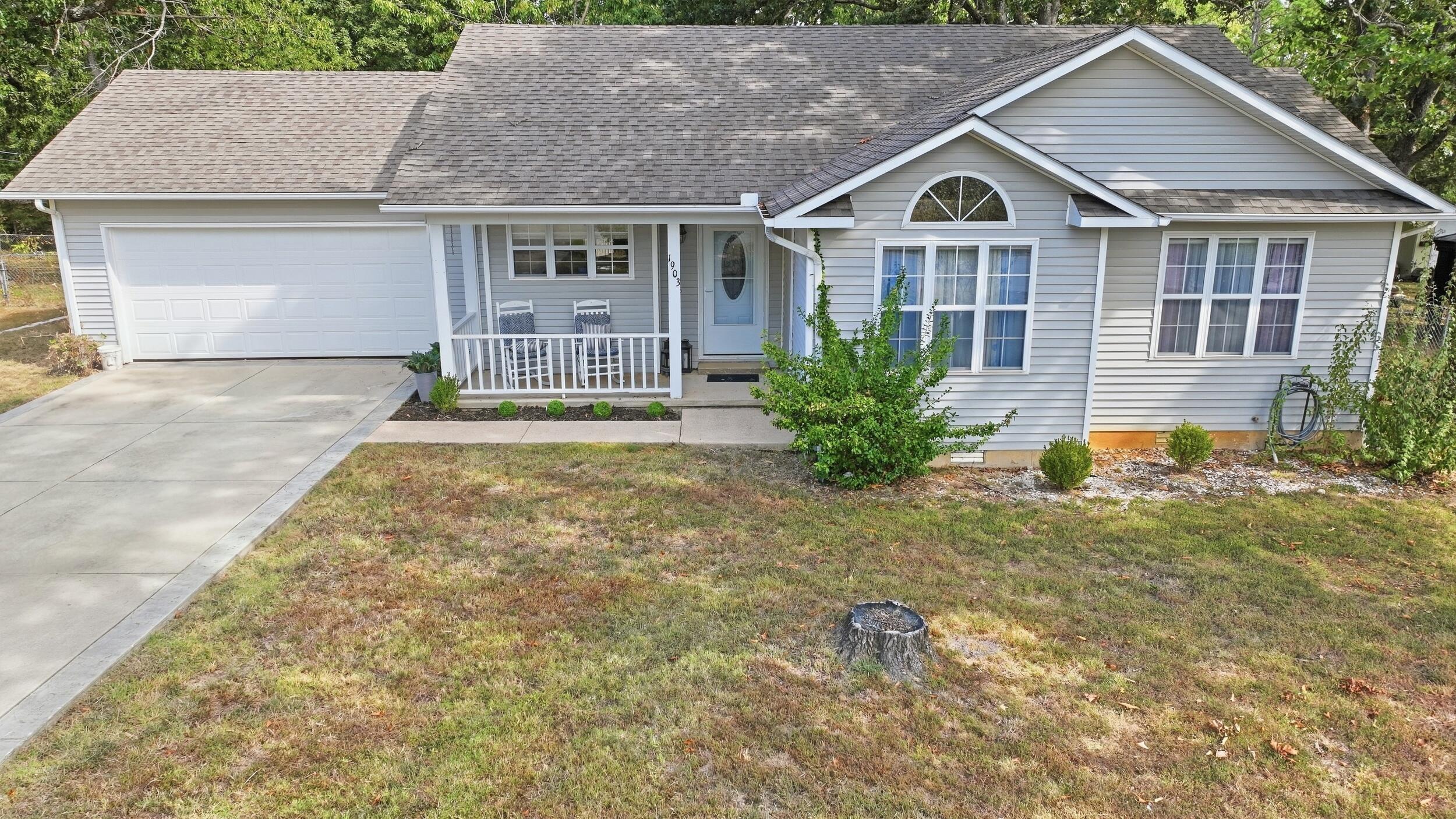 1903 Stein Avenue Property Photo 2