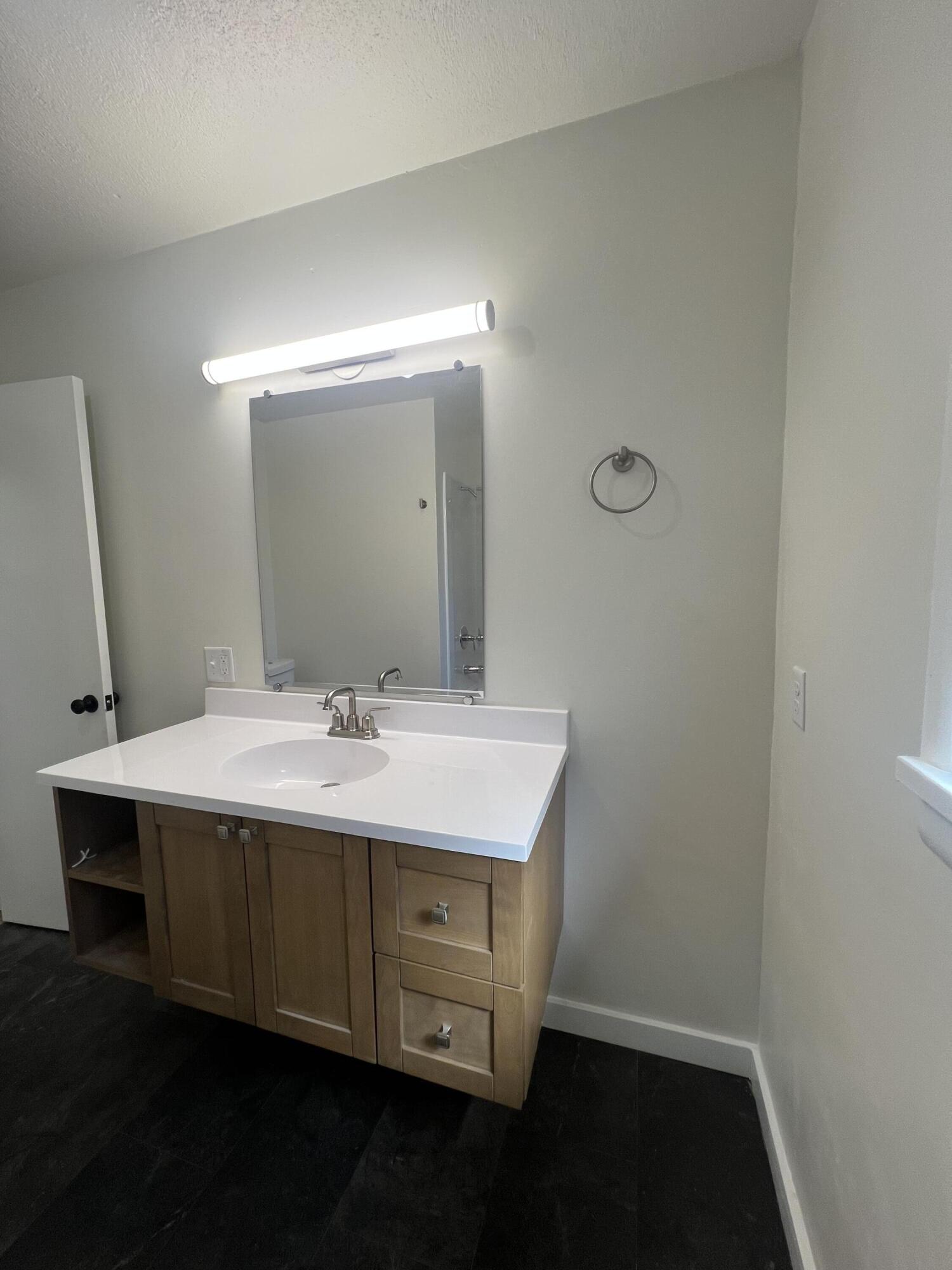 1732 South Lancaster Avenue Property Photo 20