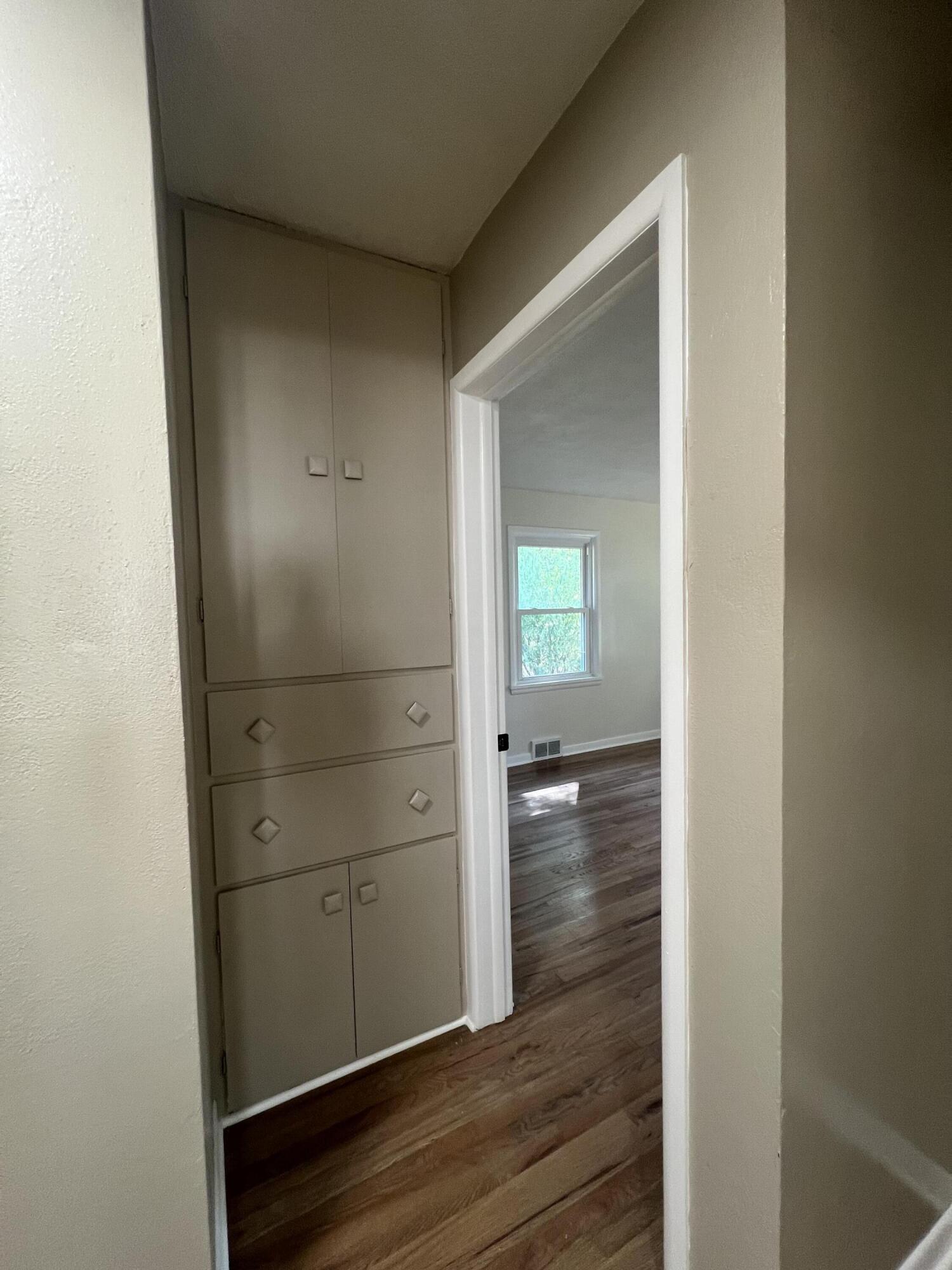 1732 South Lancaster Avenue Property Photo 22
