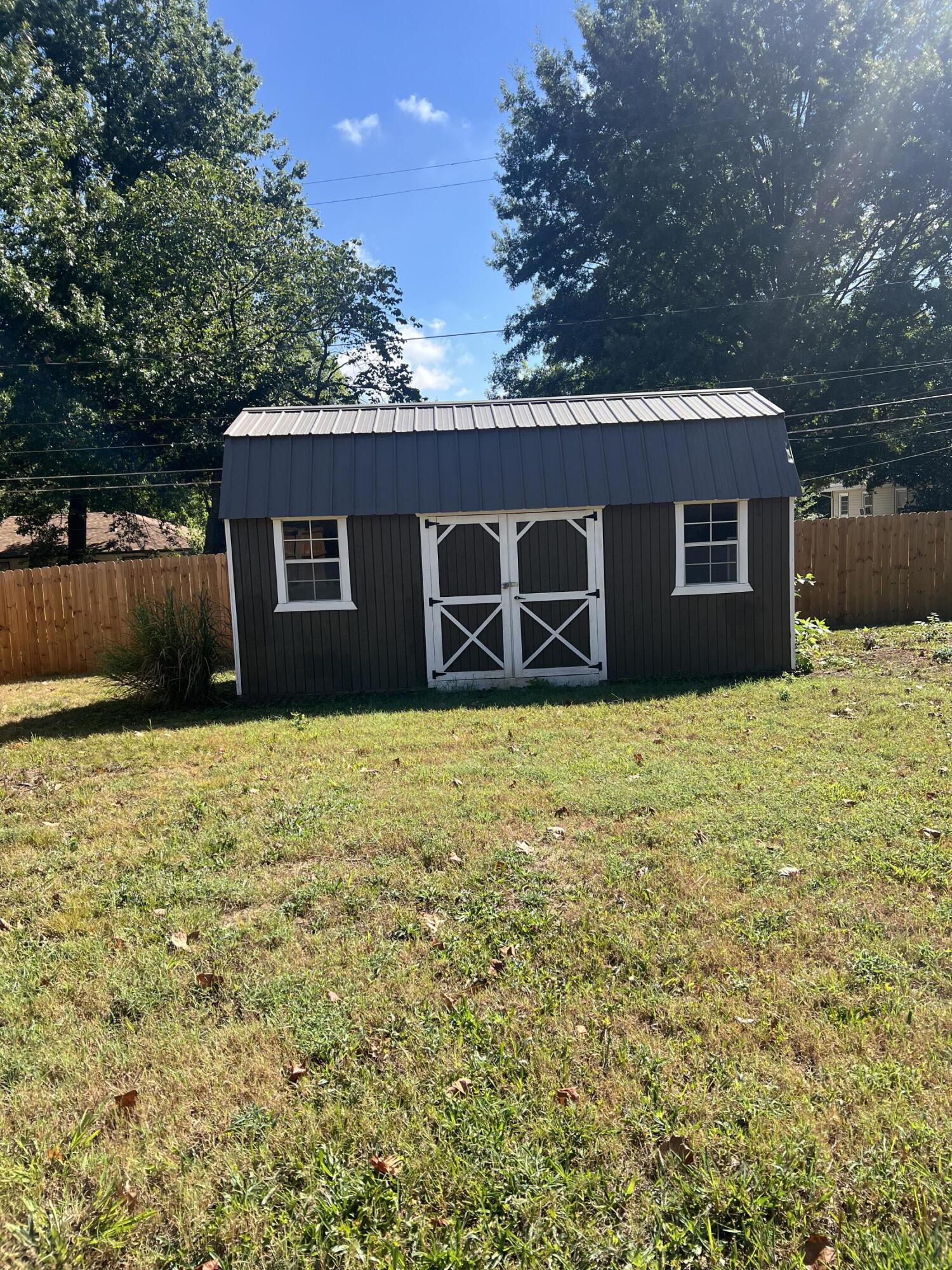 1732 South Lancaster Avenue Property Photo 25