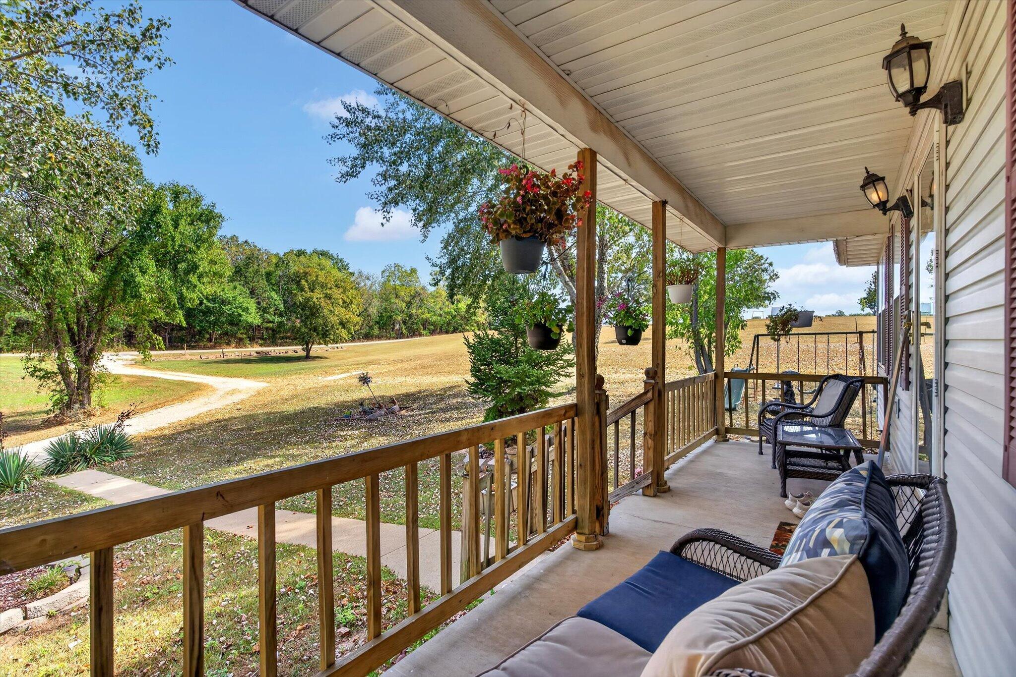 4273 Highway P Property Photo 4