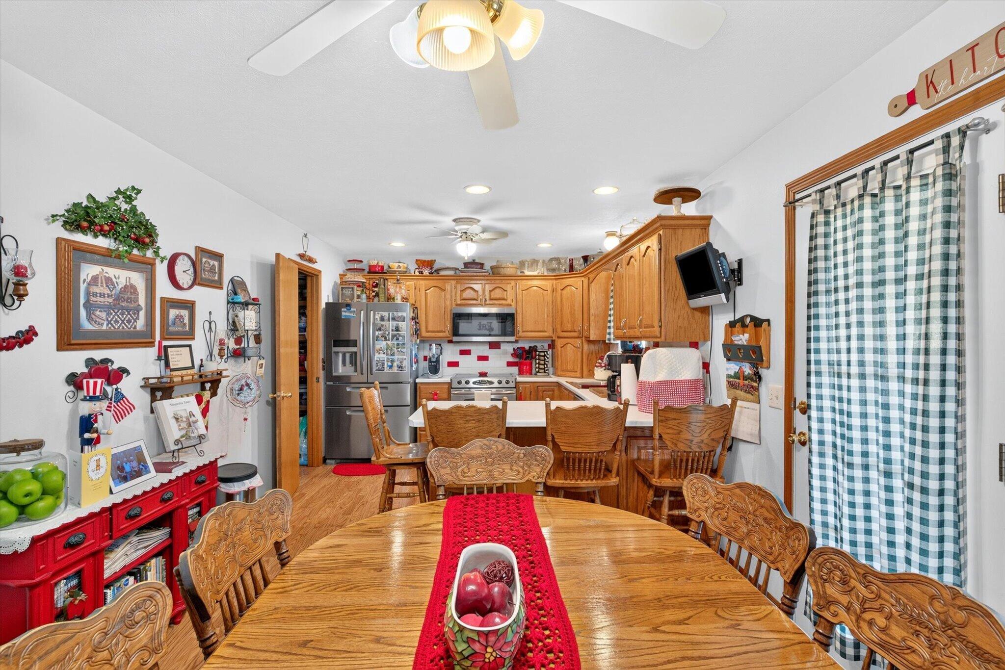 4273 Highway P Property Photo 8