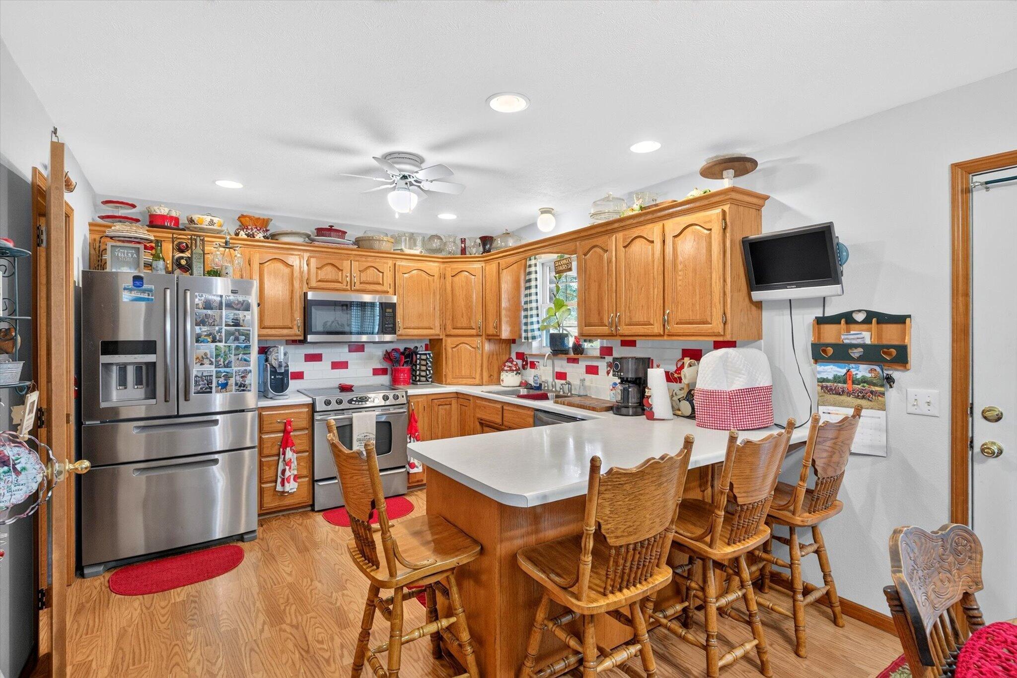 4273 Highway P Property Photo 9