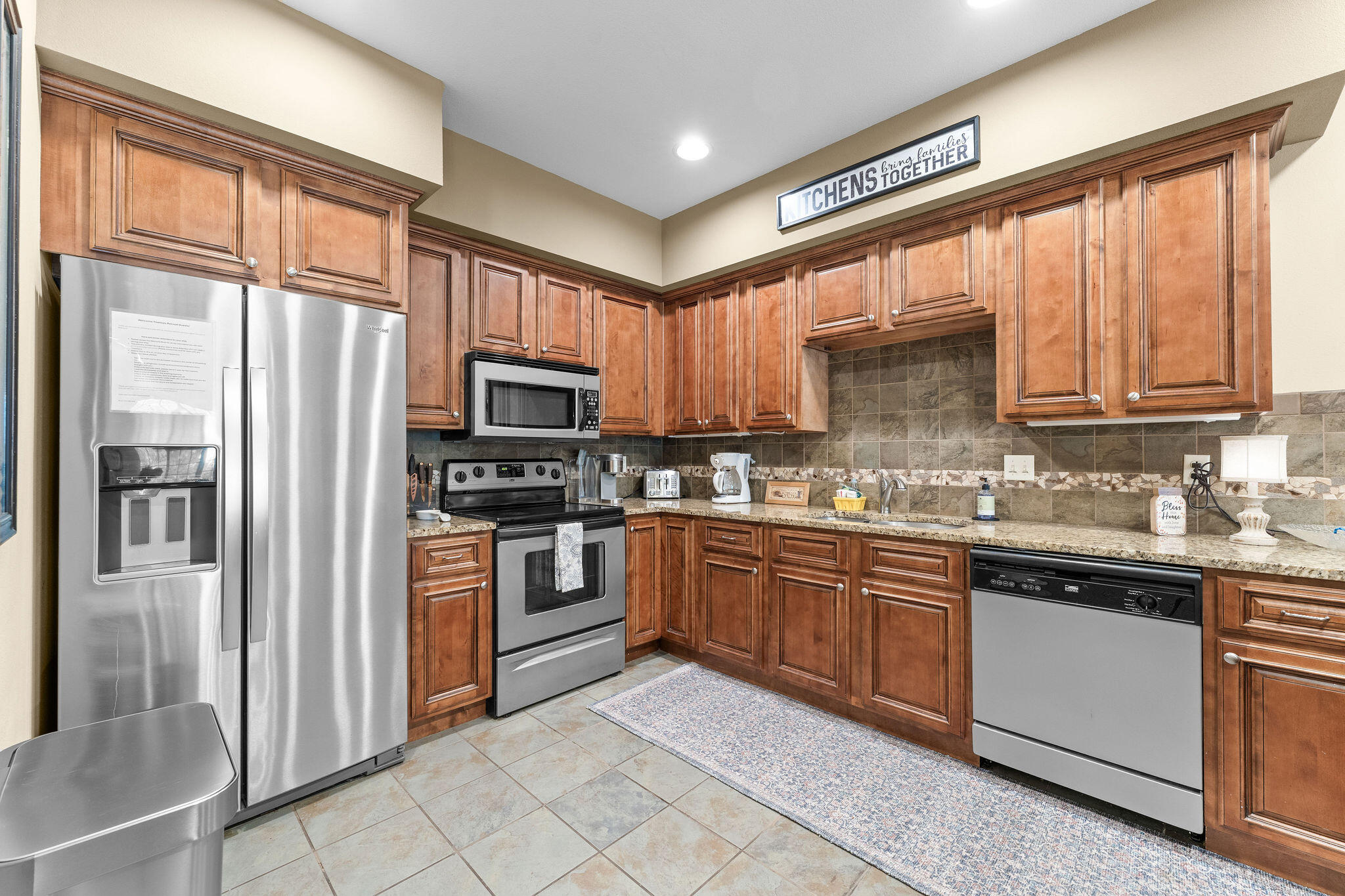 201 Prairie Dunes Drive 1307/1308 Property Photo 6
