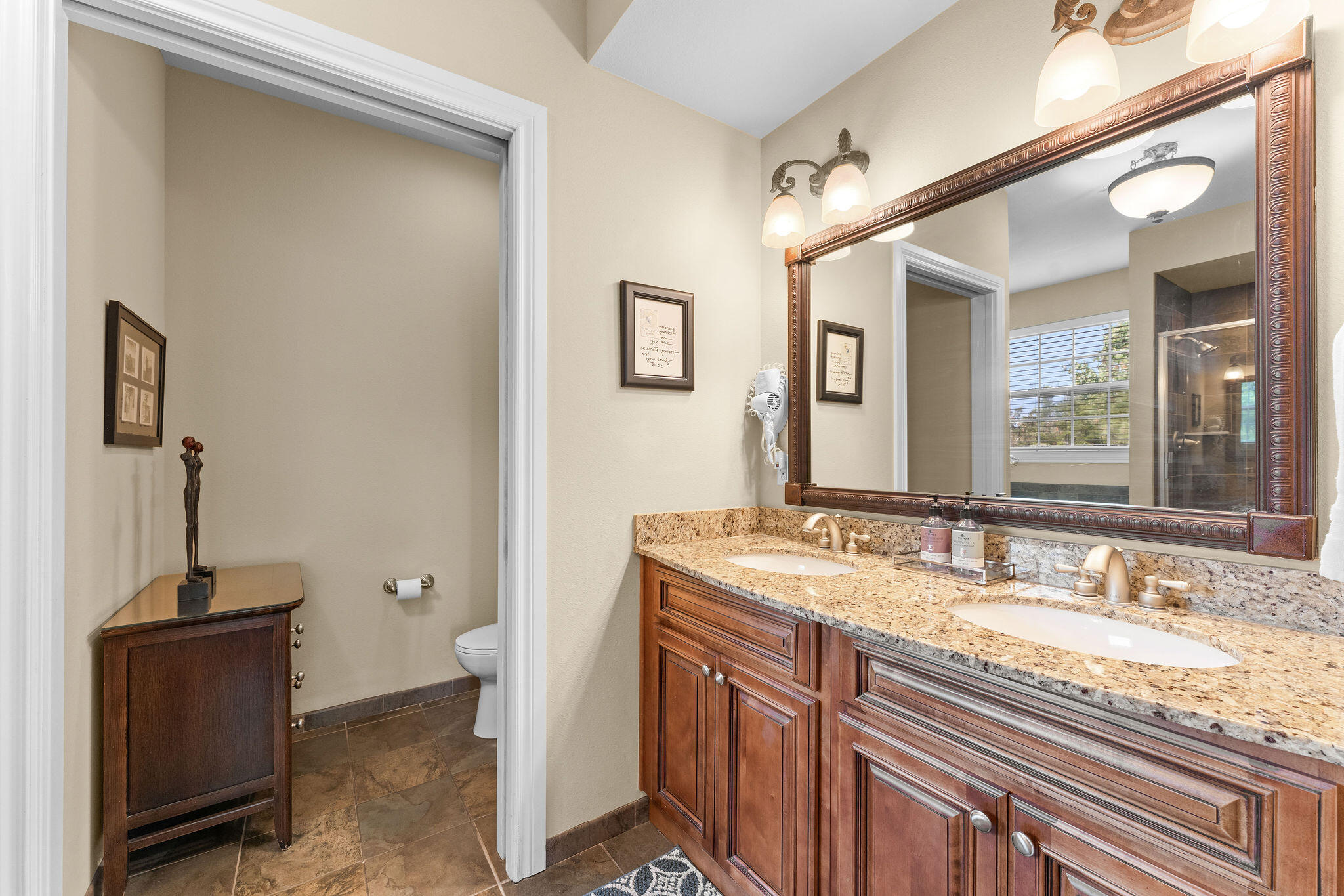 201 Prairie Dunes Drive 1307/1308 Property Photo 13