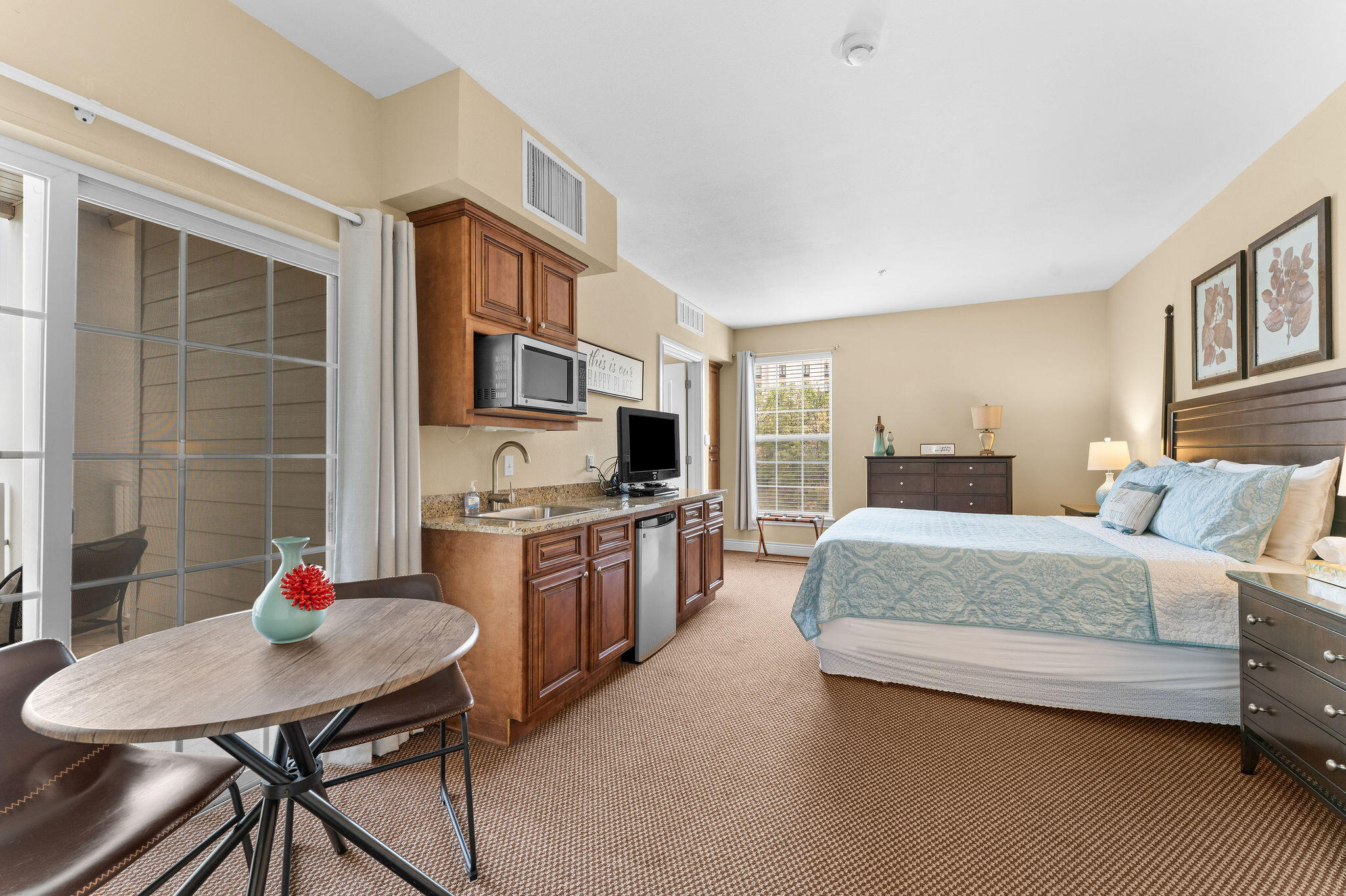 201 Prairie Dunes Drive 1307/1308 Property Photo 15