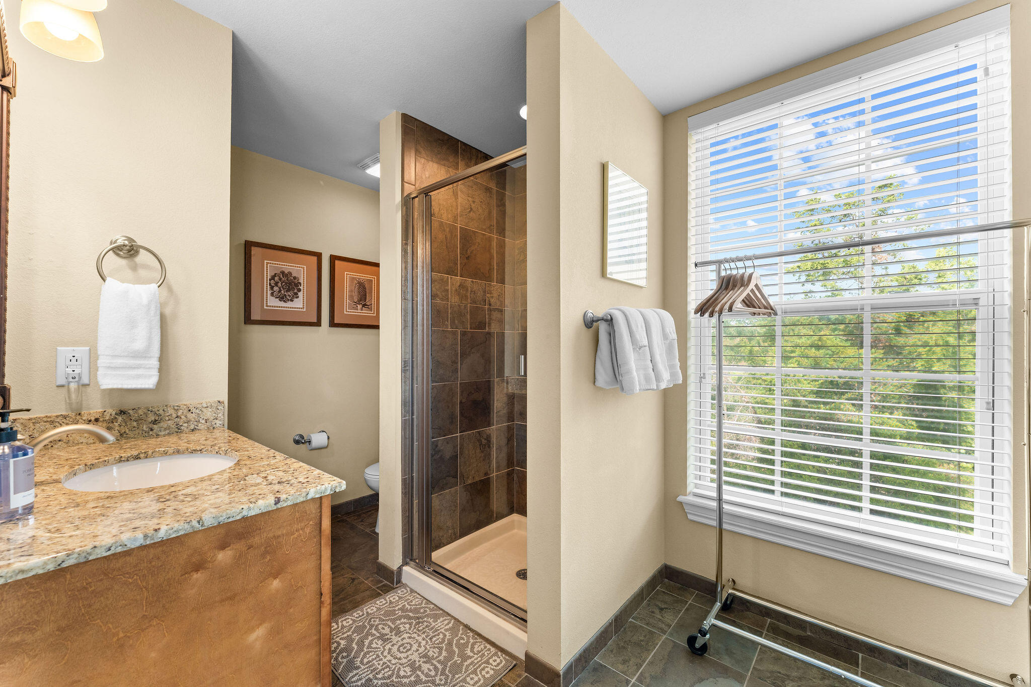 201 Prairie Dunes Drive 1307/1308 Property Photo 16