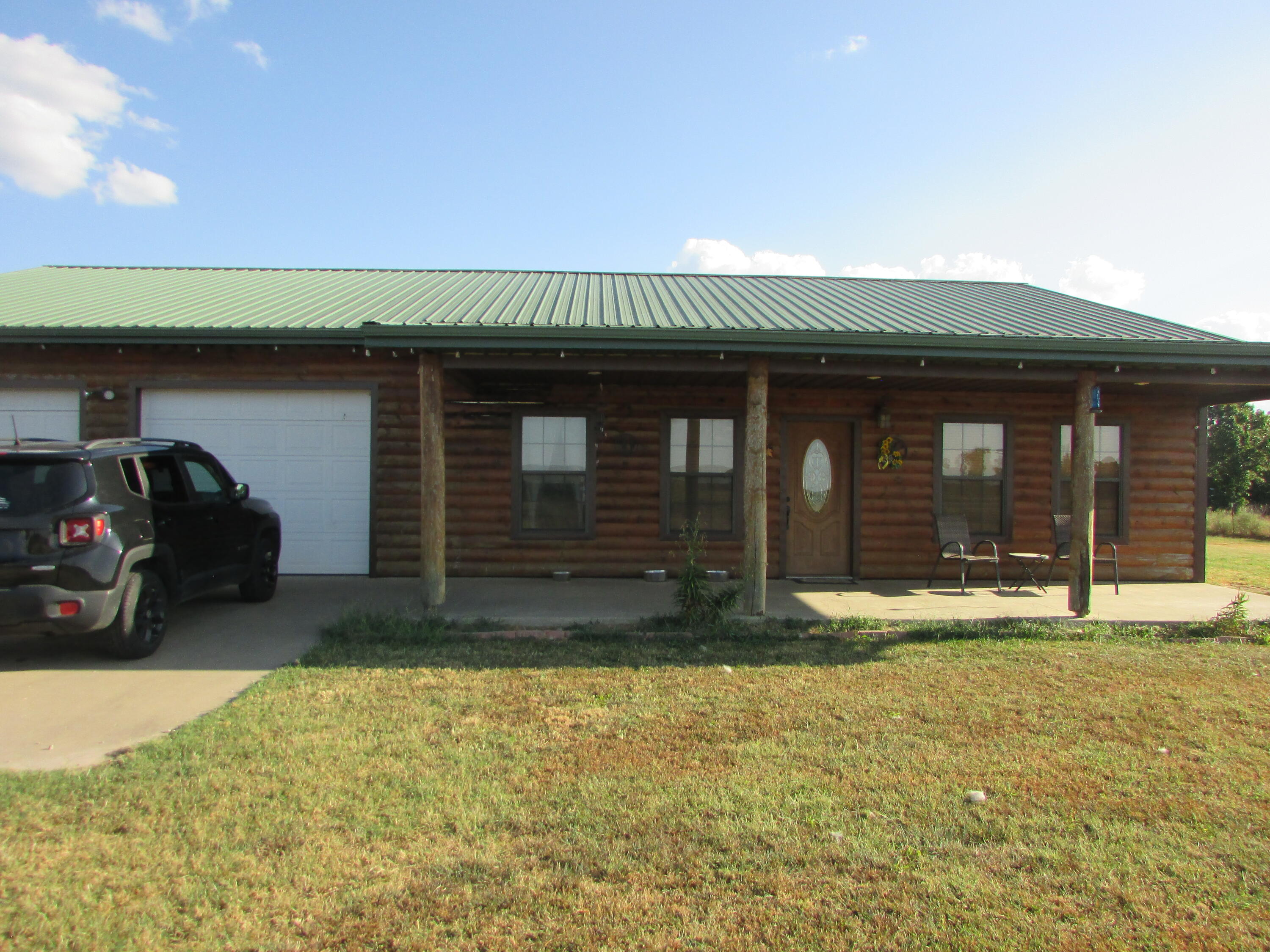 3864 State Highway Ww Property Photo 1