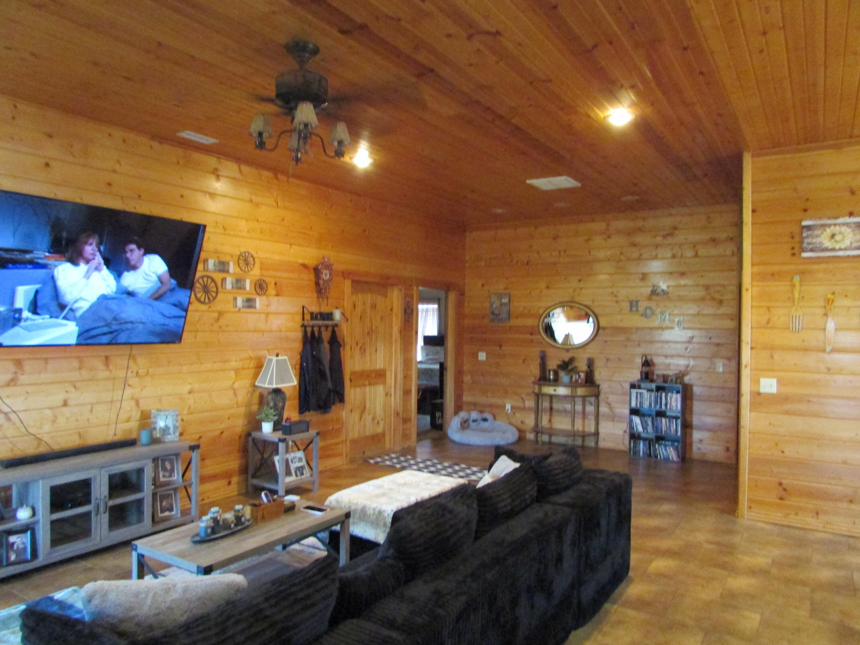 3864 State Highway Ww Property Photo 8