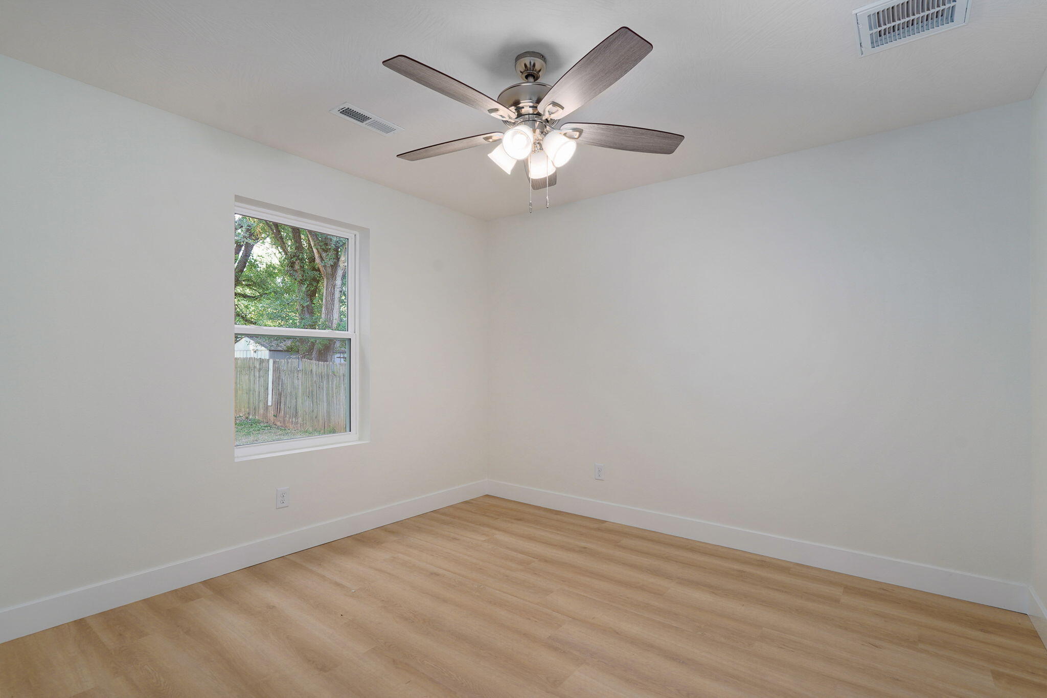 3307 West Lombard Street Property Photo 21