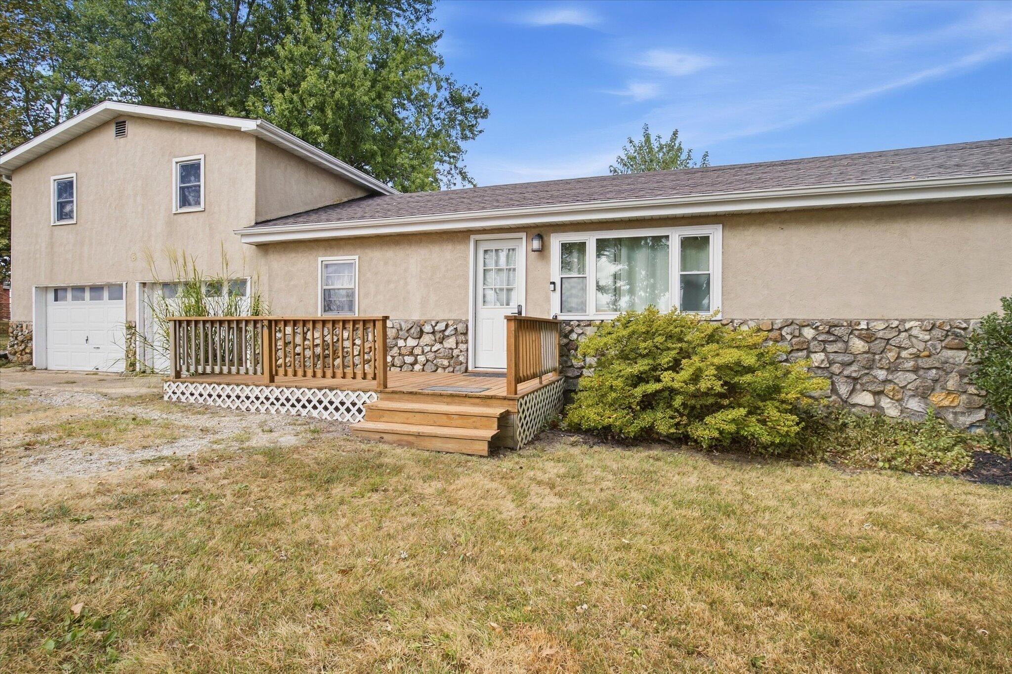 1663 Swan Lane Property Photo 3