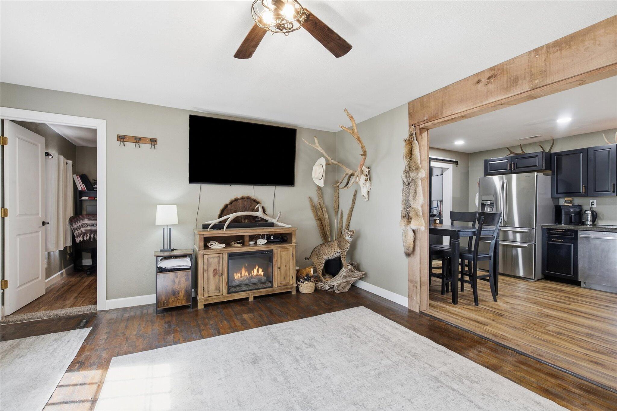1663 Swan Lane Property Photo 8