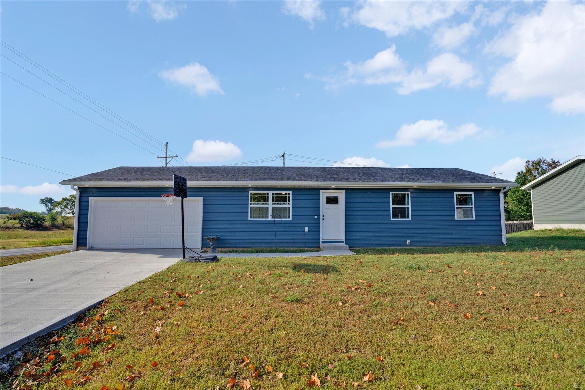 401 West Adamson Street Property Photo 2