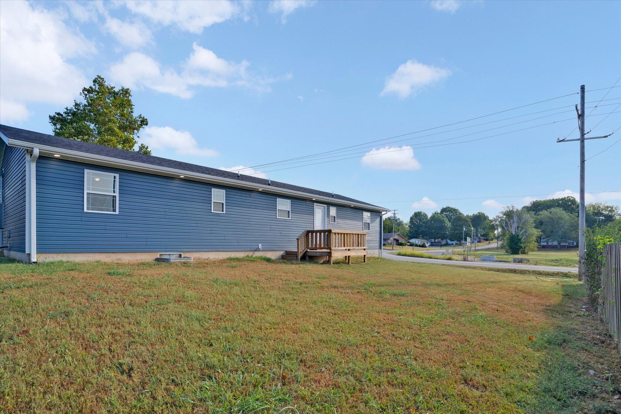 401 West Adamson Street Property Photo 20